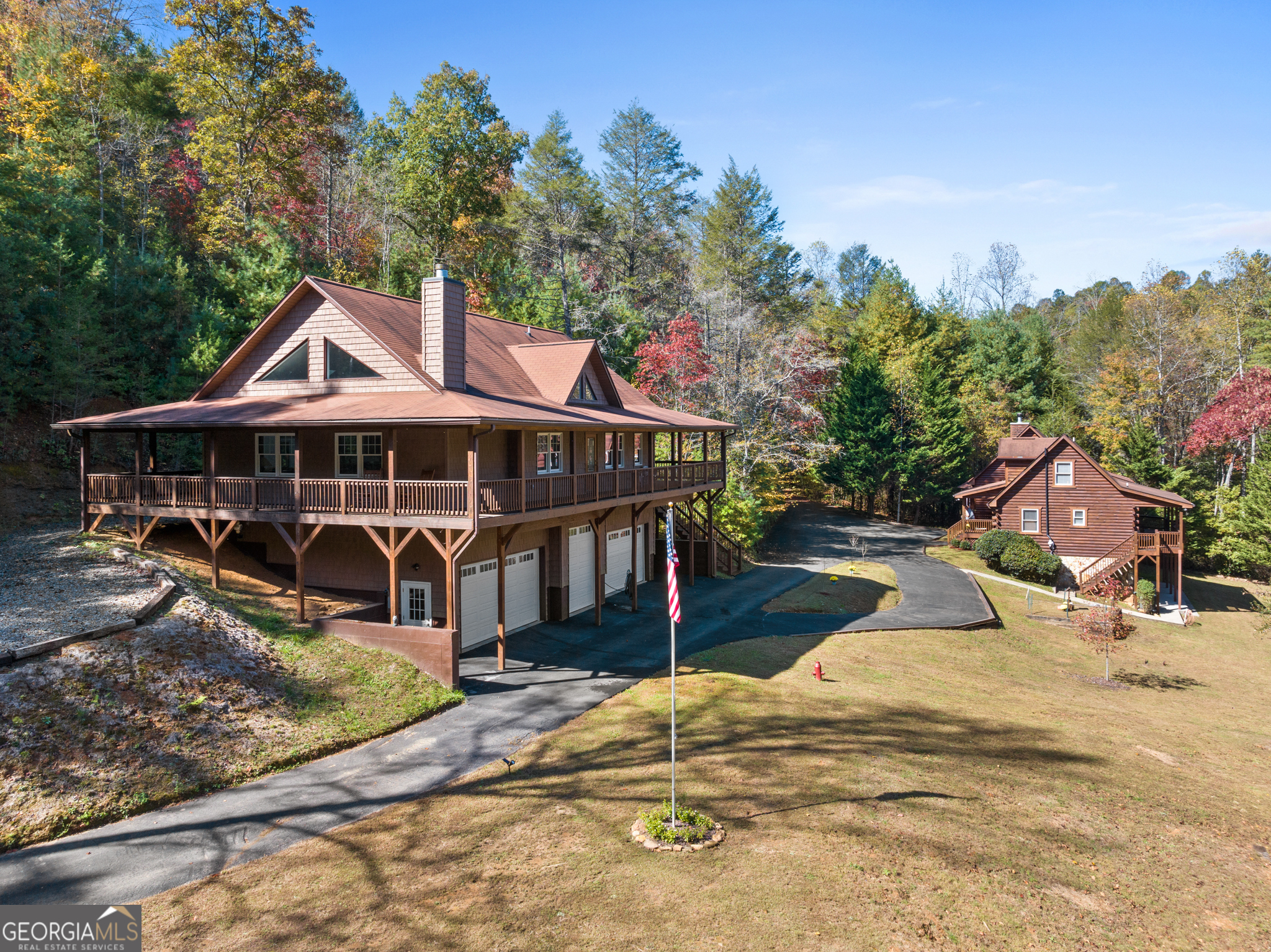 358 Misty River Circle Property Photo 7