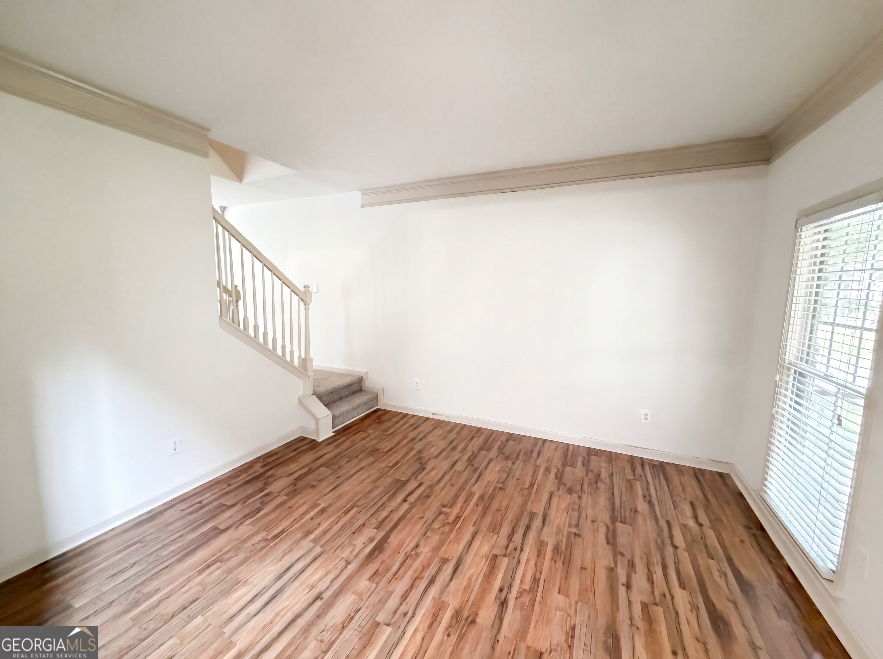 2945 Highland Pass Property Photo 10