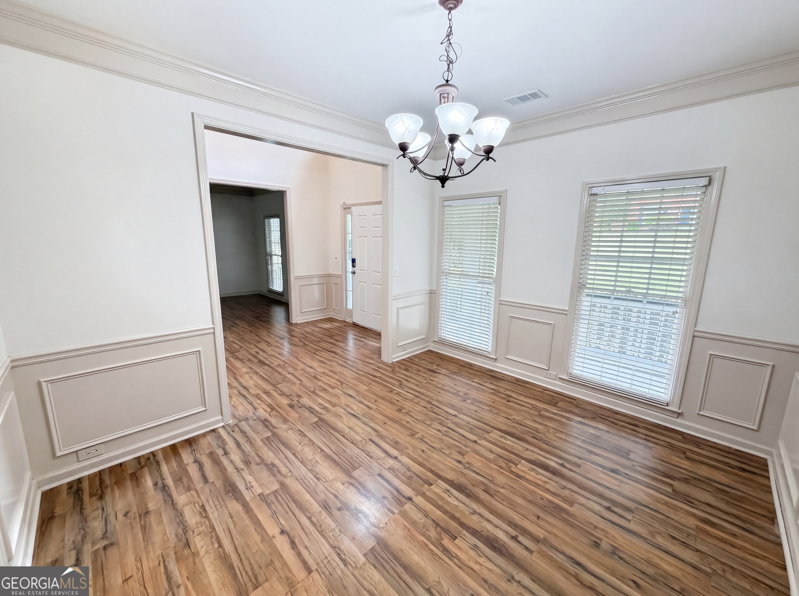 2945 Highland Pass Property Photo 11