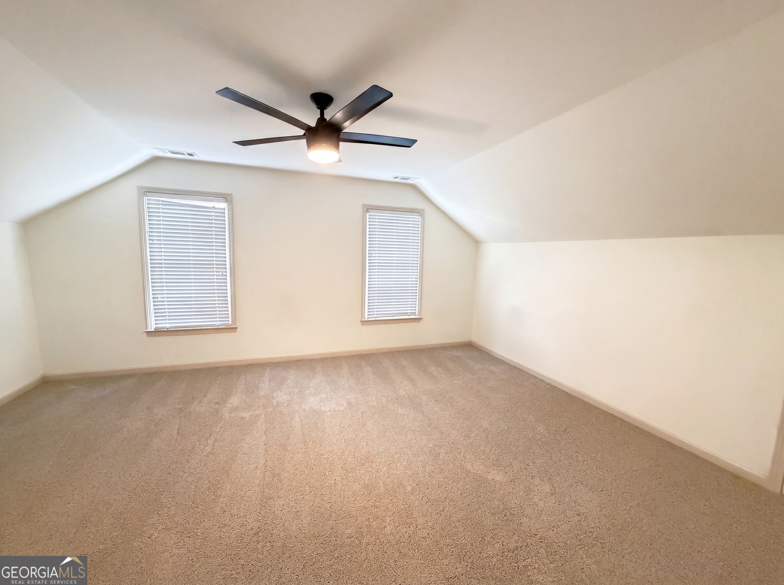 2945 Highland Pass Property Photo 17