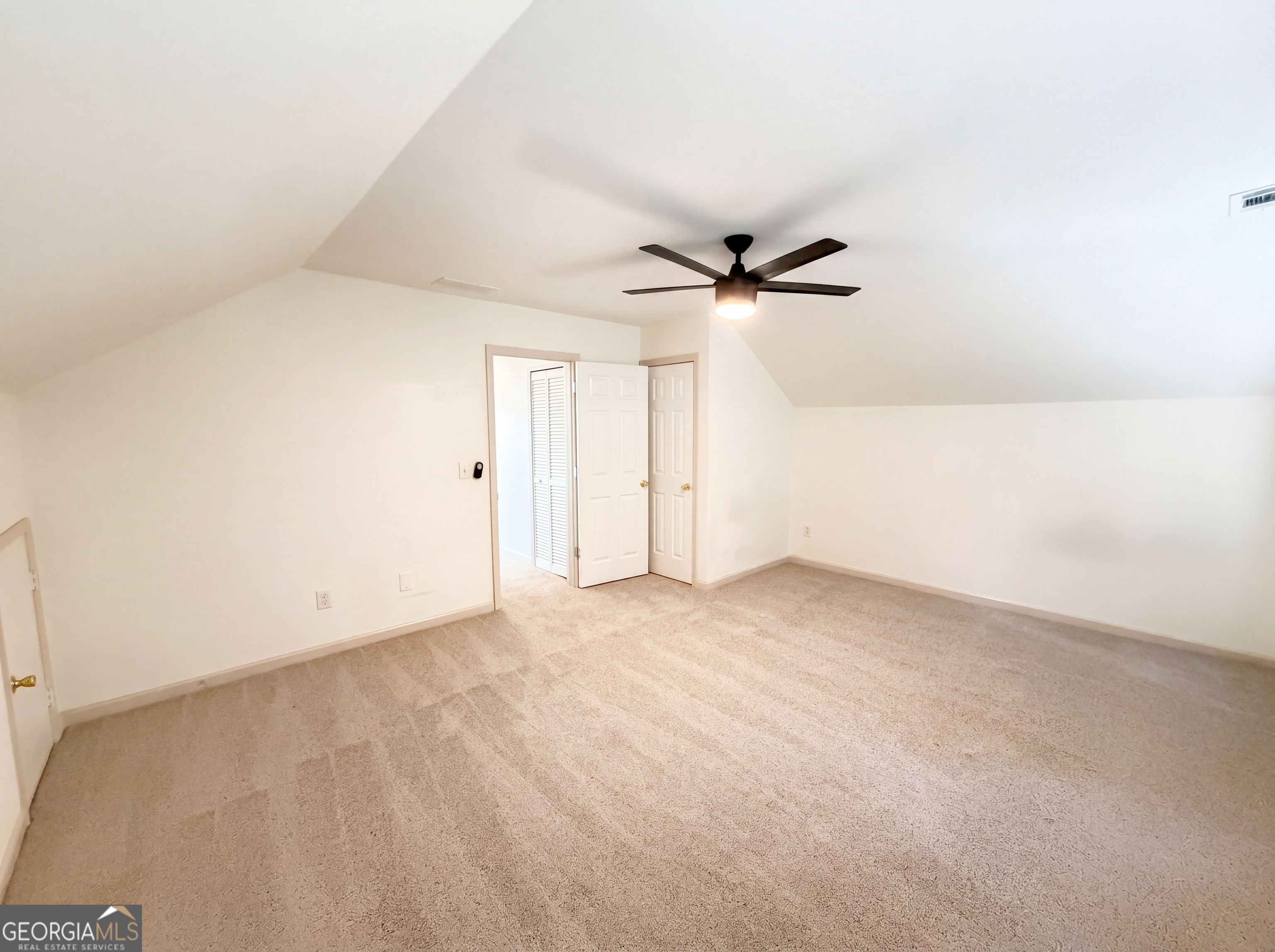 2945 Highland Pass Property Photo 18