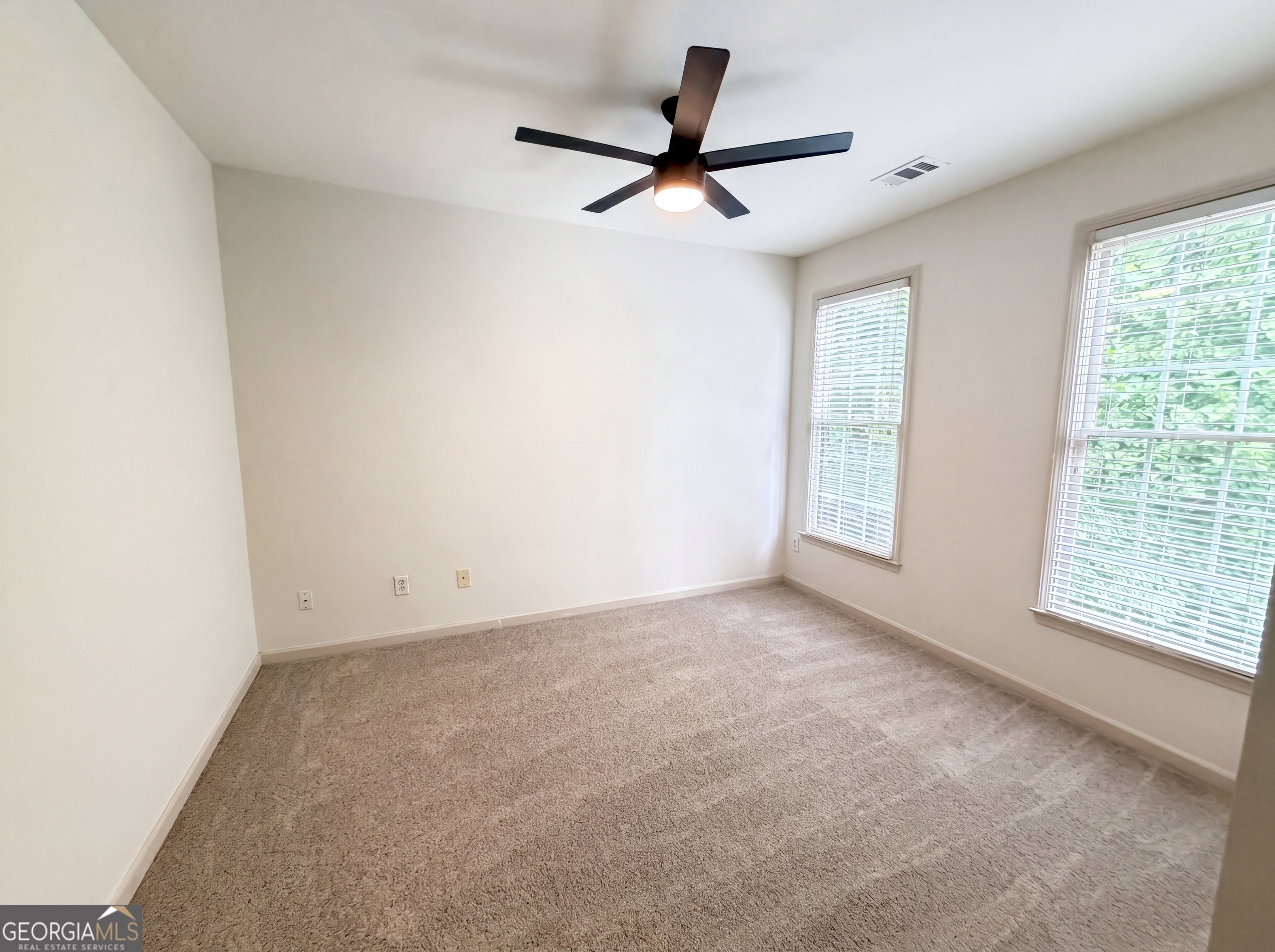 2945 Highland Pass Property Photo 23