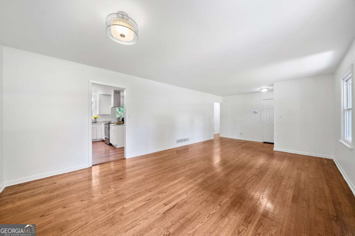2683 Stardust Trail Property Photo 6