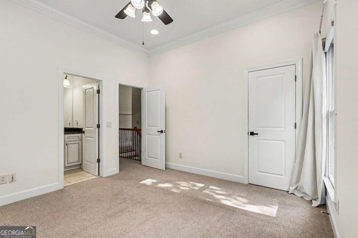 6070 Narcissa Place Property Photo 35