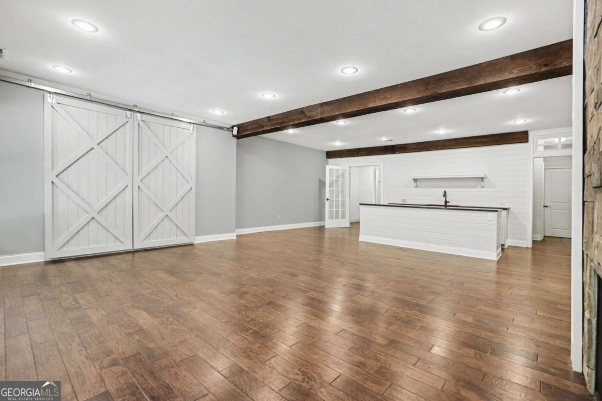 6070 Narcissa Place Property Photo 39