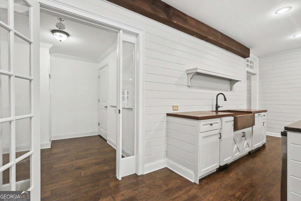 6070 Narcissa Place Property Photo 43