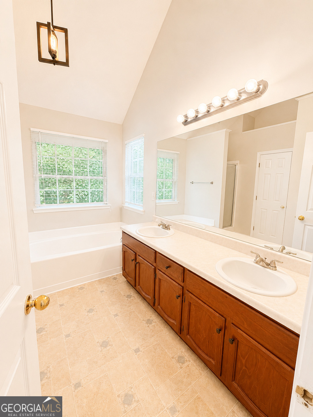 514 Shaggy Hickory Trail Property Photo 15