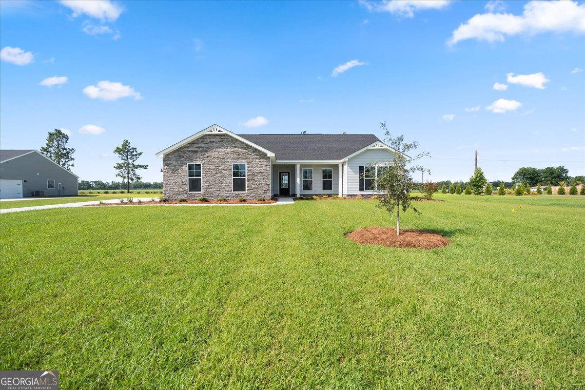 220 Manchester Drive Property Photo 1