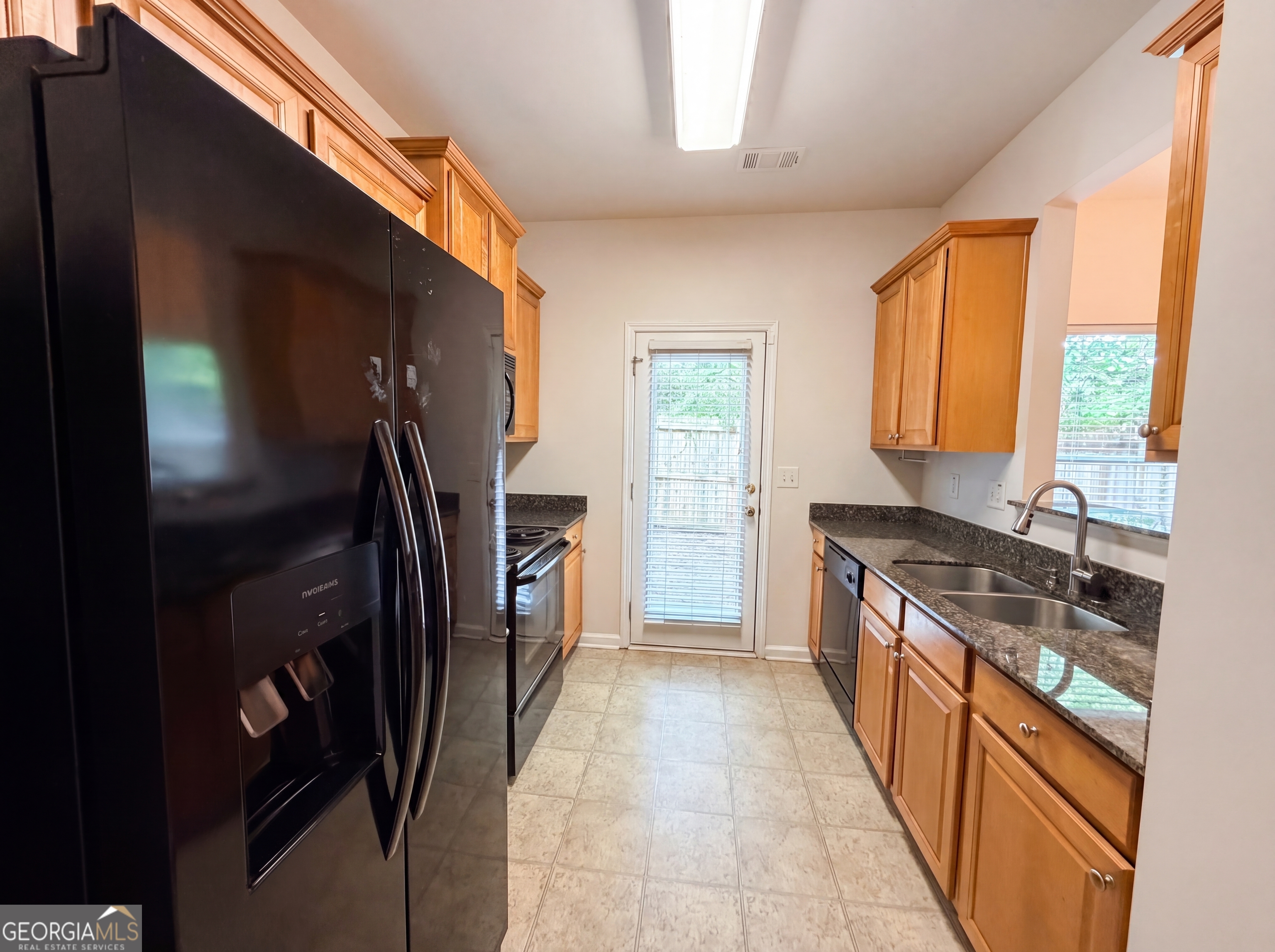 471 Tufton Trail Se Property Photo 2