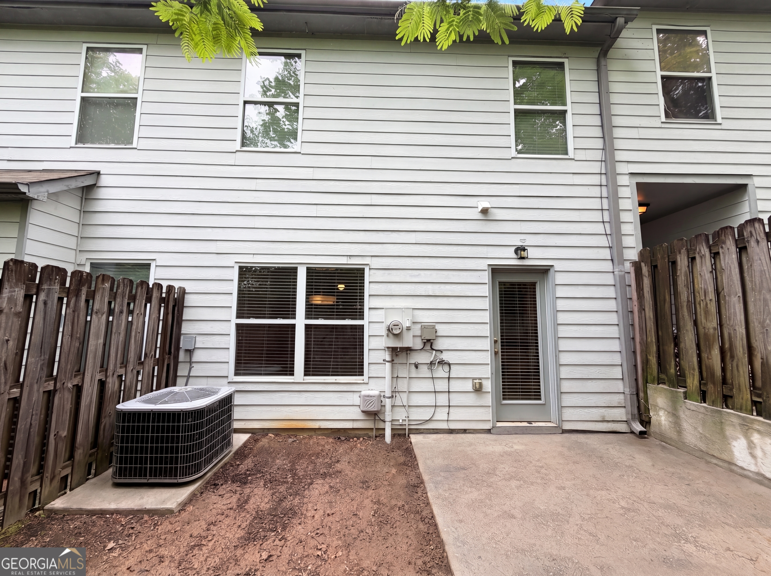 471 Tufton Trail Se Property Photo 5