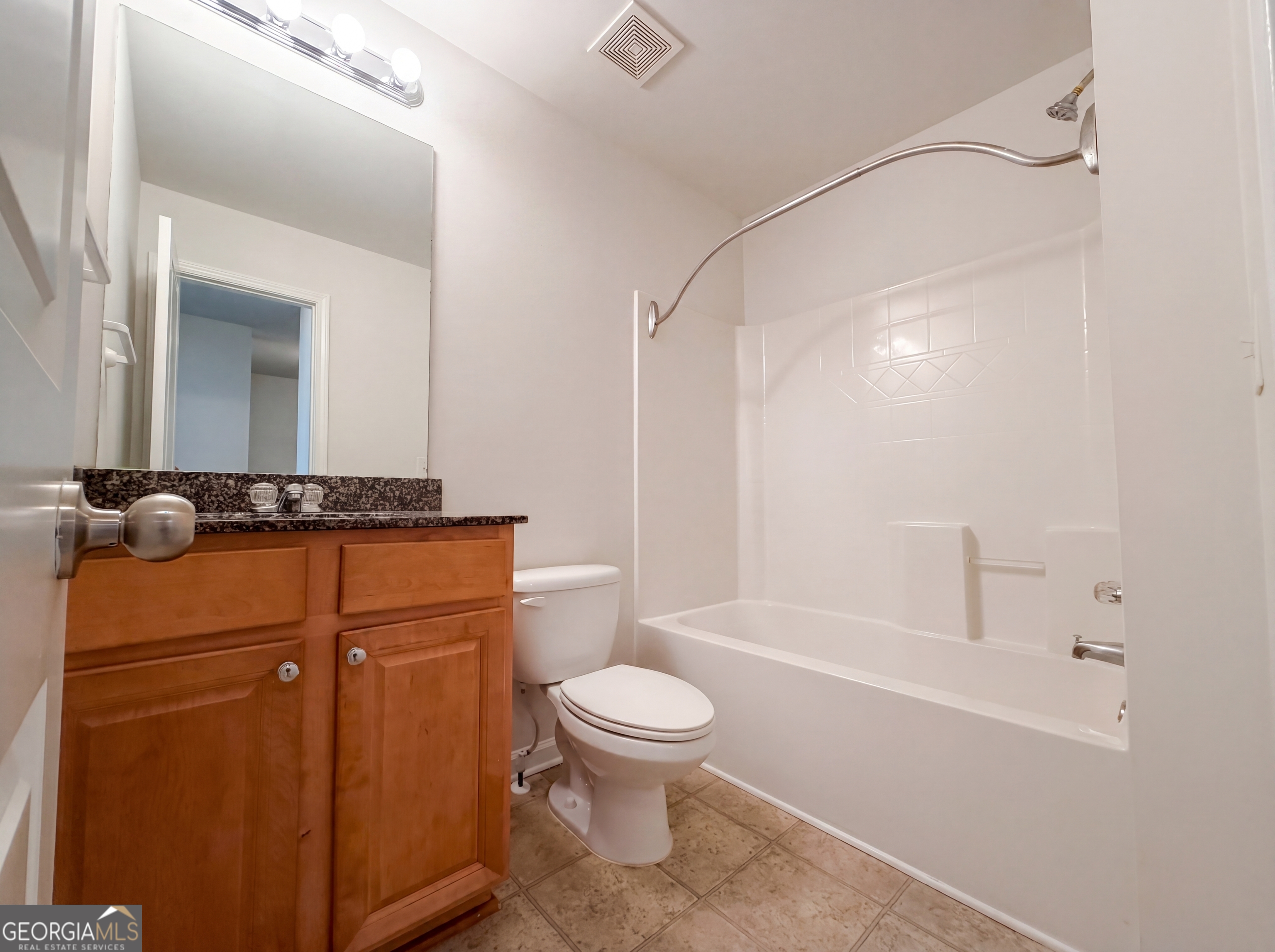 471 Tufton Trail Se Property Photo 6