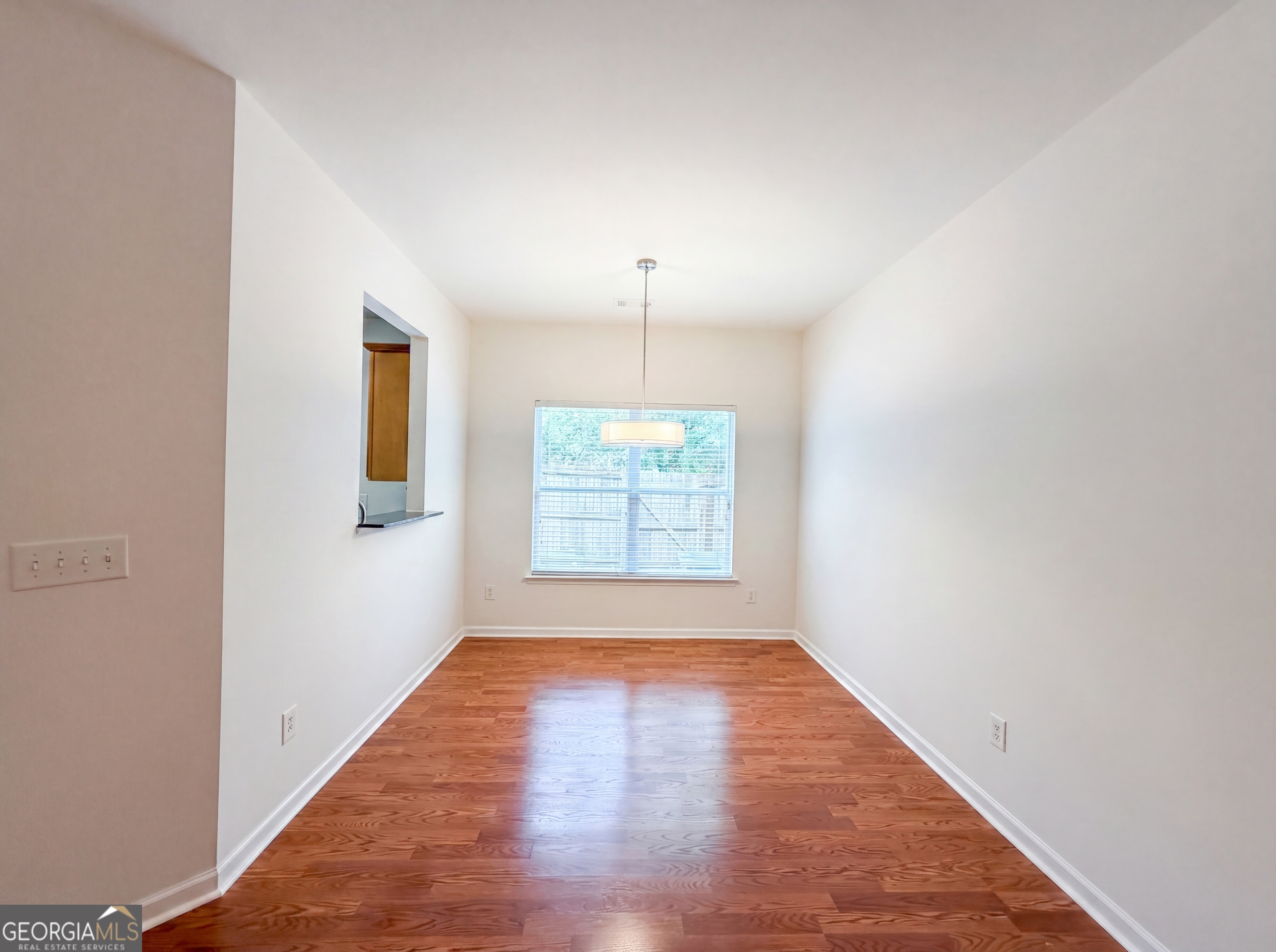 471 Tufton Trail Se Property Photo 7