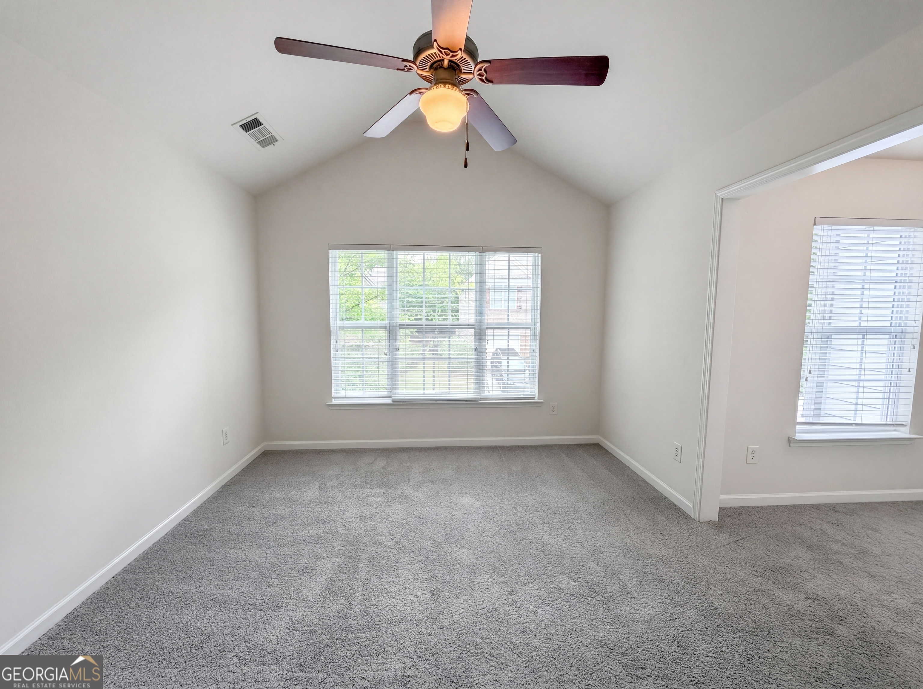 471 Tufton Trail Se Property Photo 15