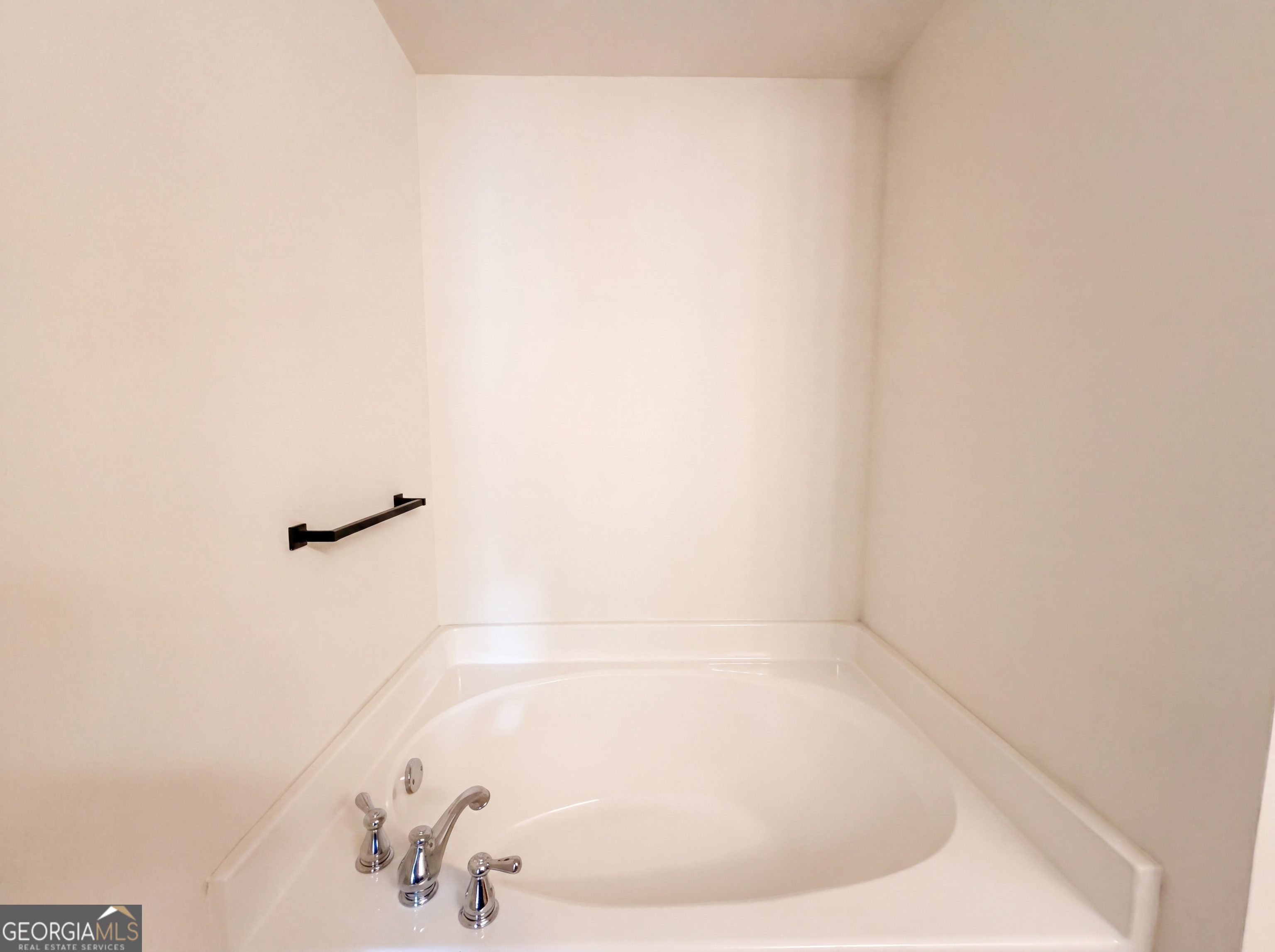 471 Tufton Trail Se Property Photo 18