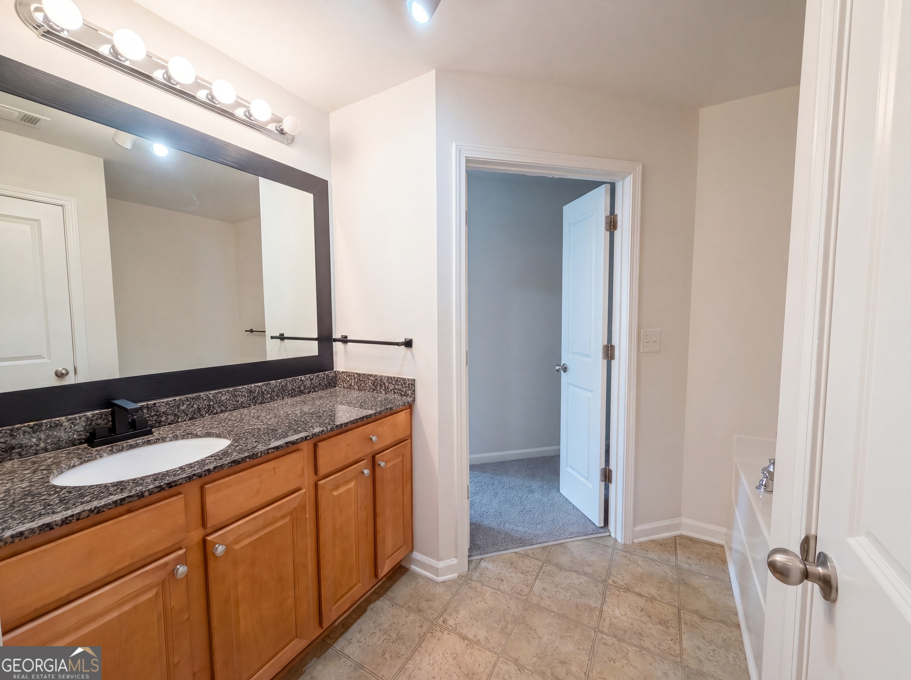 471 Tufton Trail Se Property Photo 20