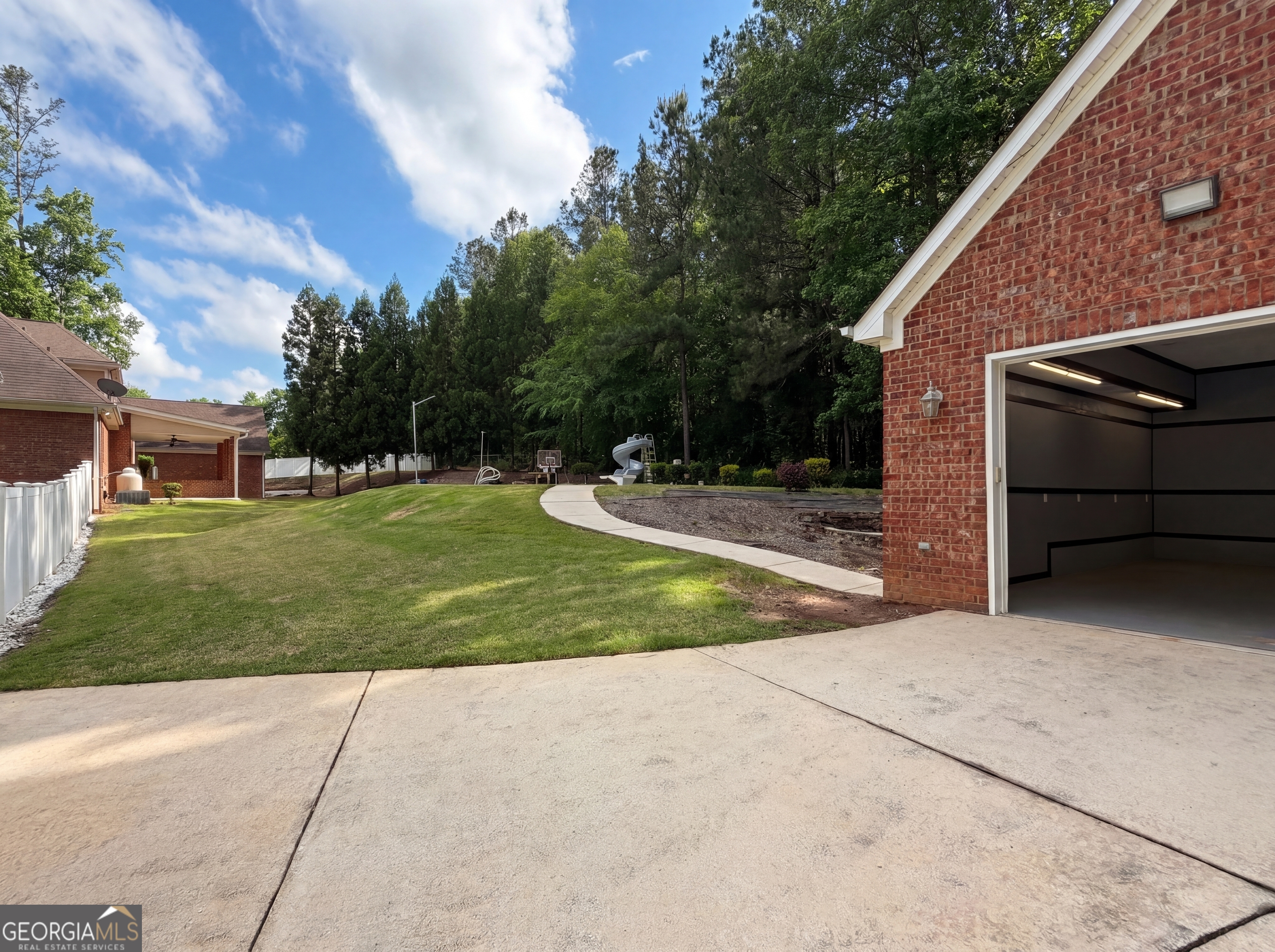 207 Cagle Court Property Photo 54