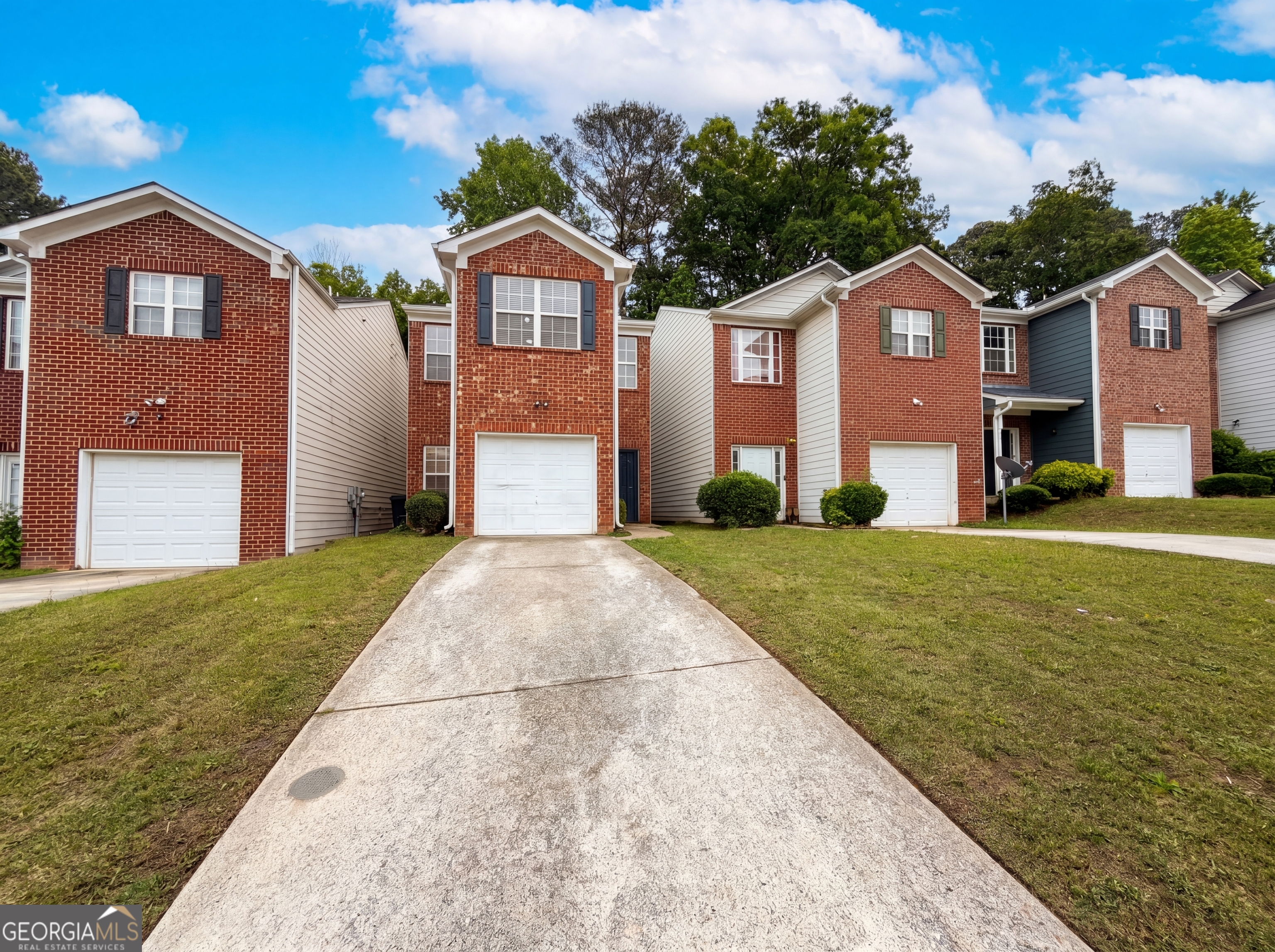 5080 Windsor Forrest Lane Property Photo 1