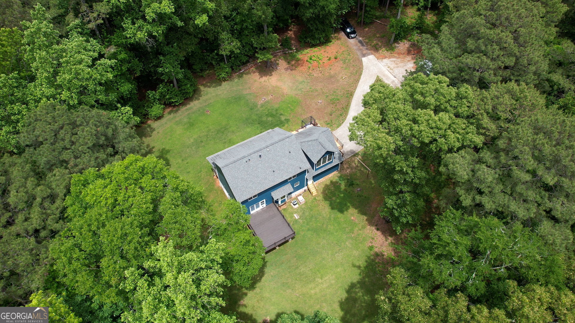 455 Riverbend Drive Property Photo 5
