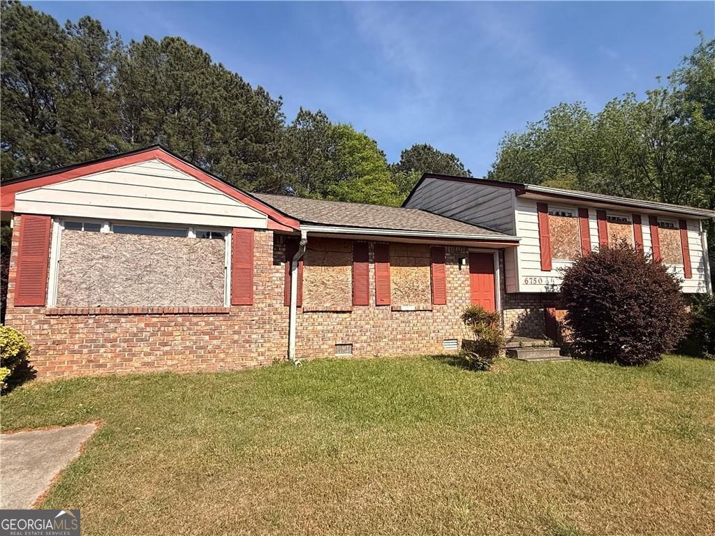6750 Maddox Road Property Photo 1