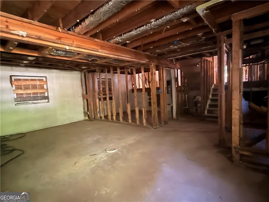 6750 Maddox Road Property Photo 5