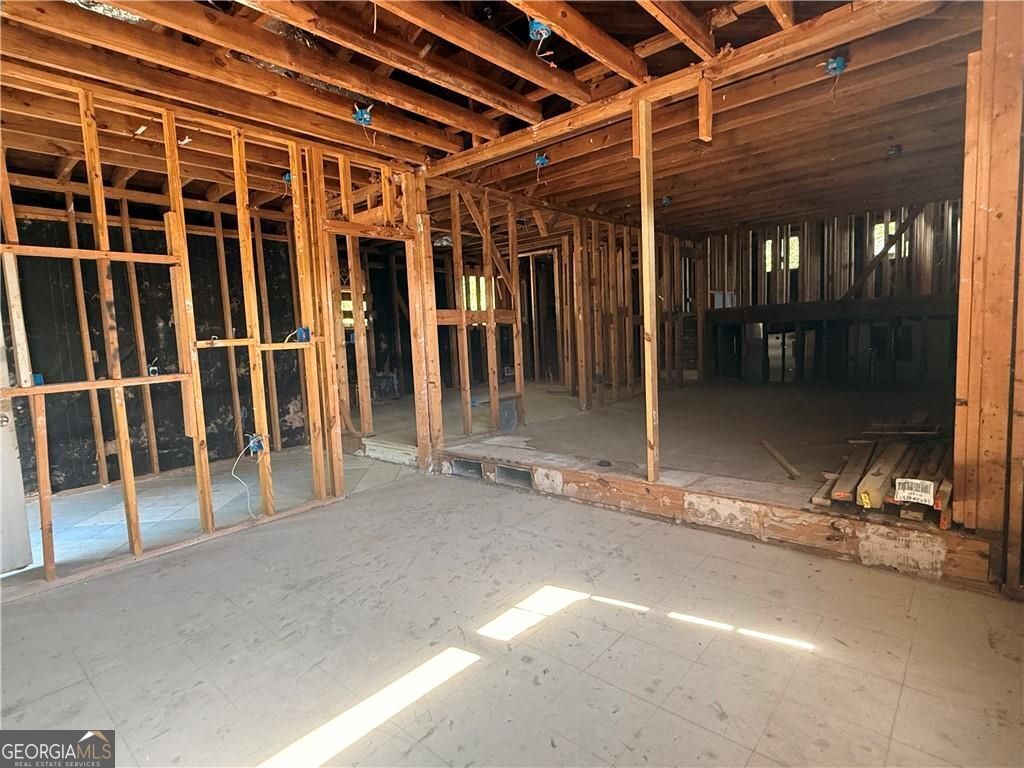 6750 Maddox Road Property Photo 7