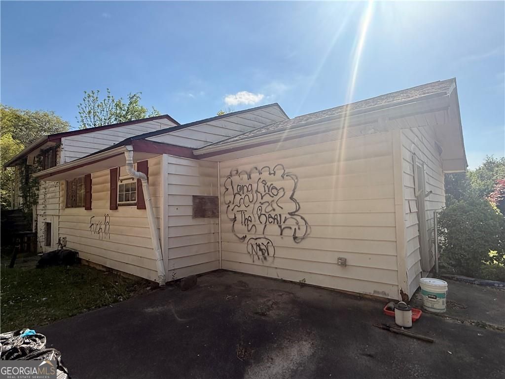 6750 Maddox Road Property Photo 9
