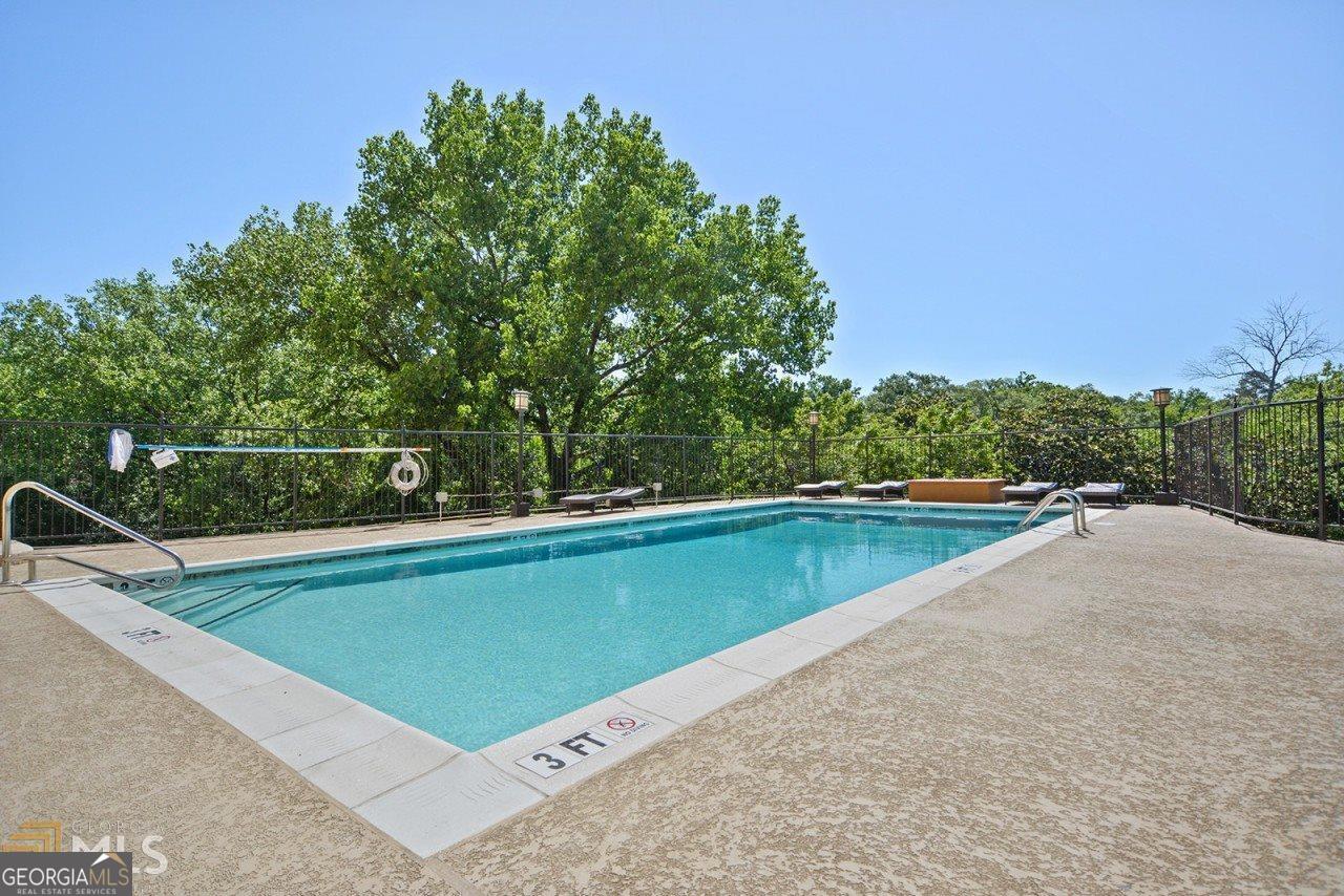 2285 Peachtree Road # 602 Property Photo 14