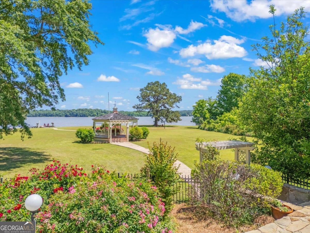 1741 Indian Woods Drive Property Photo 1