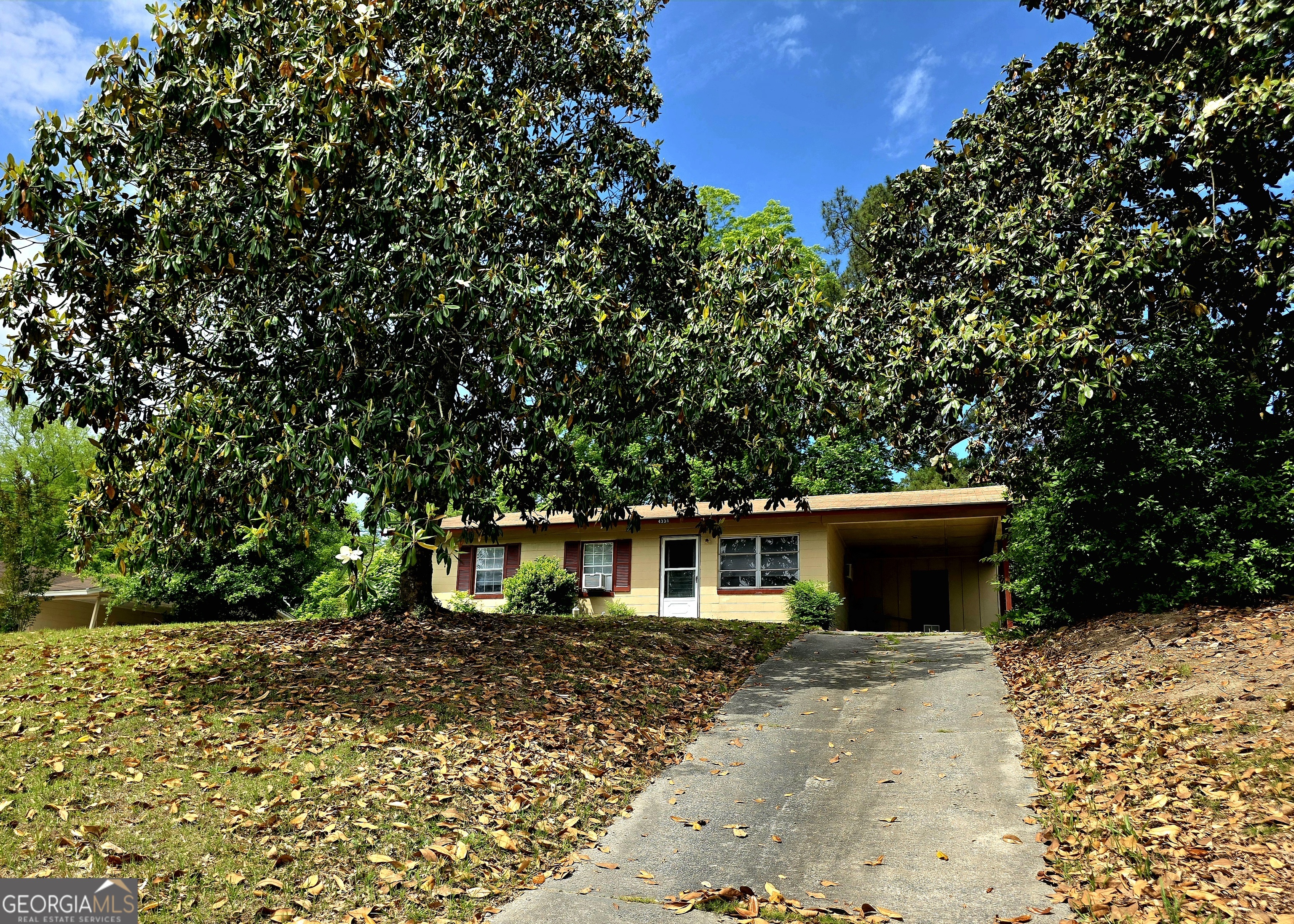 4331 Ashland Drive Property Photo 2
