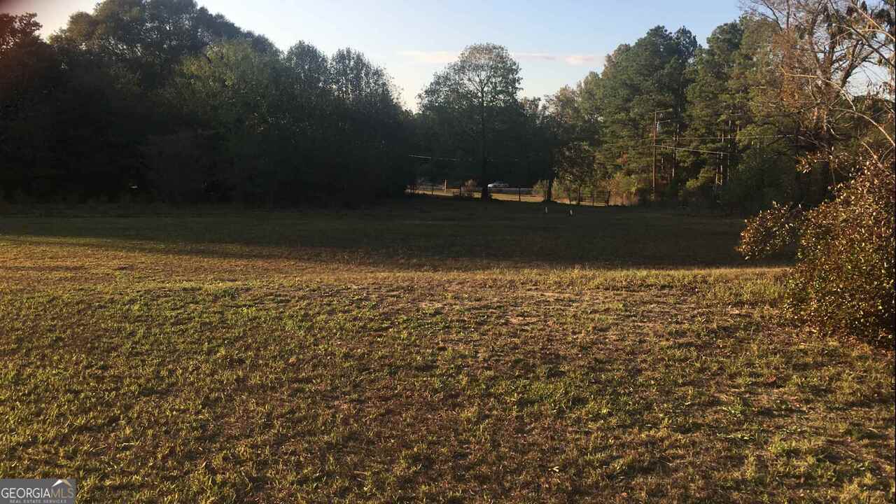 1810 Highway 138 E Property Photo 27
