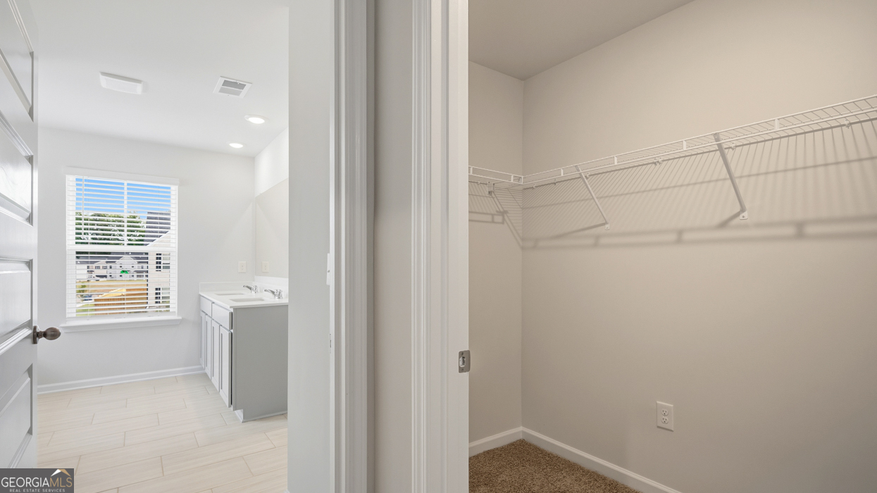 3048 Champions Way Property Photo 30
