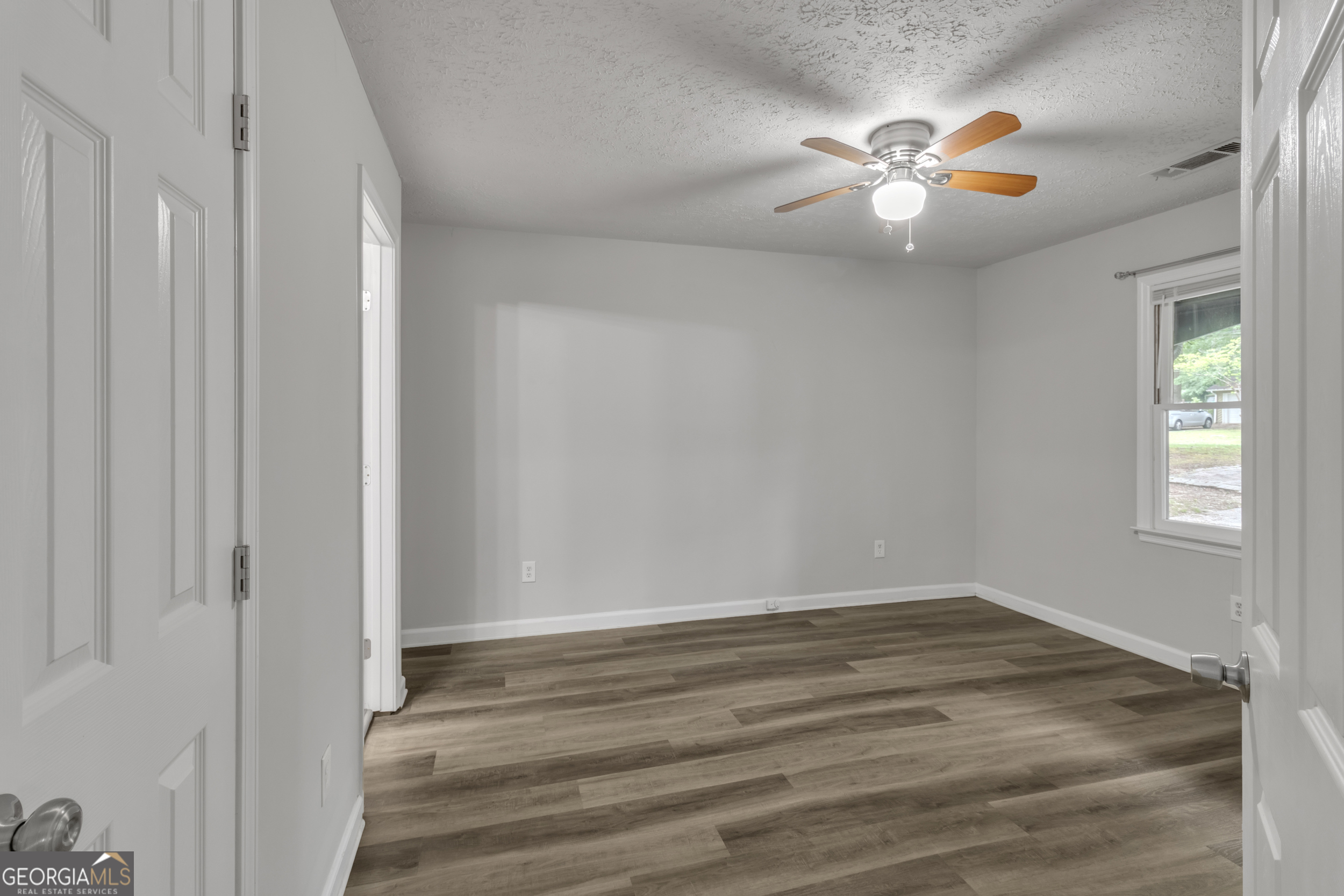 360 Hemlock Drive Property Photo 30
