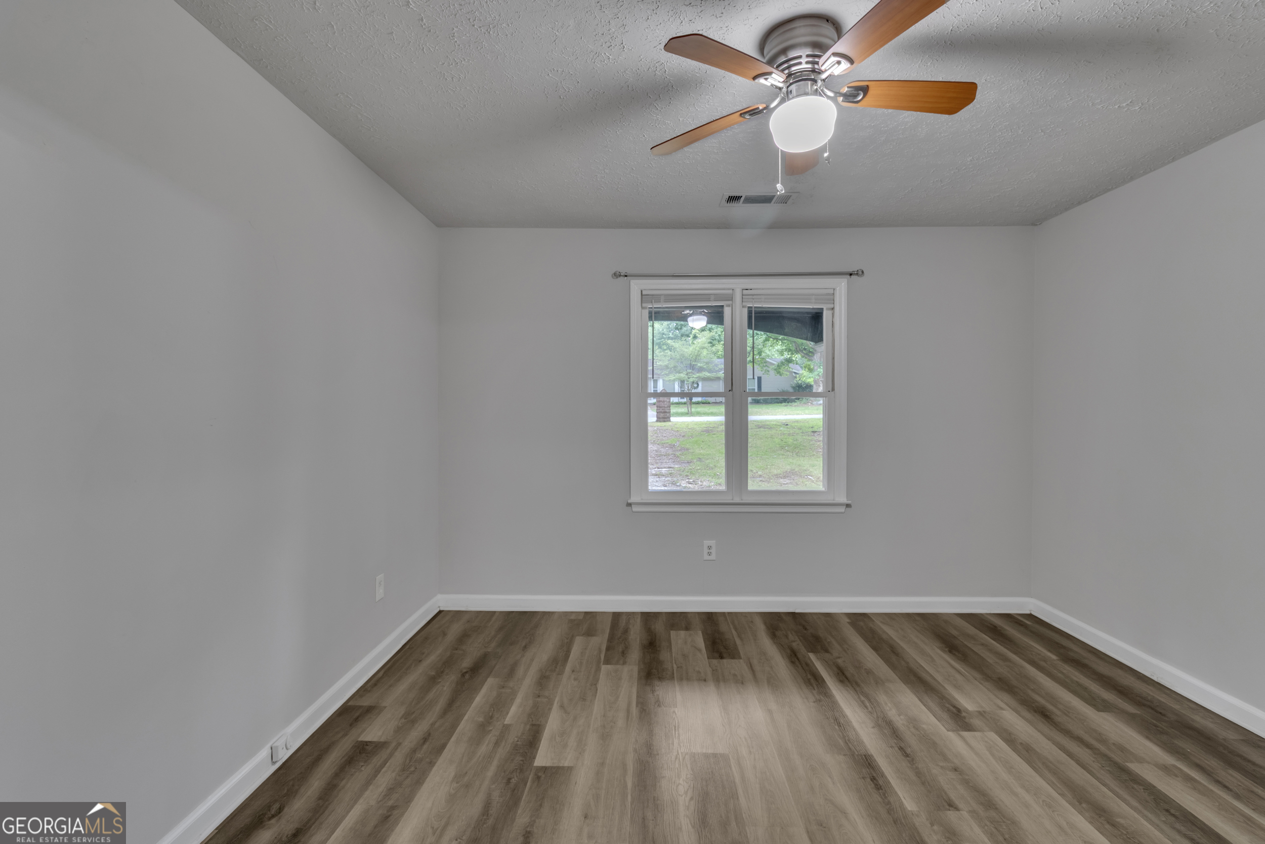 360 Hemlock Drive Property Photo 34