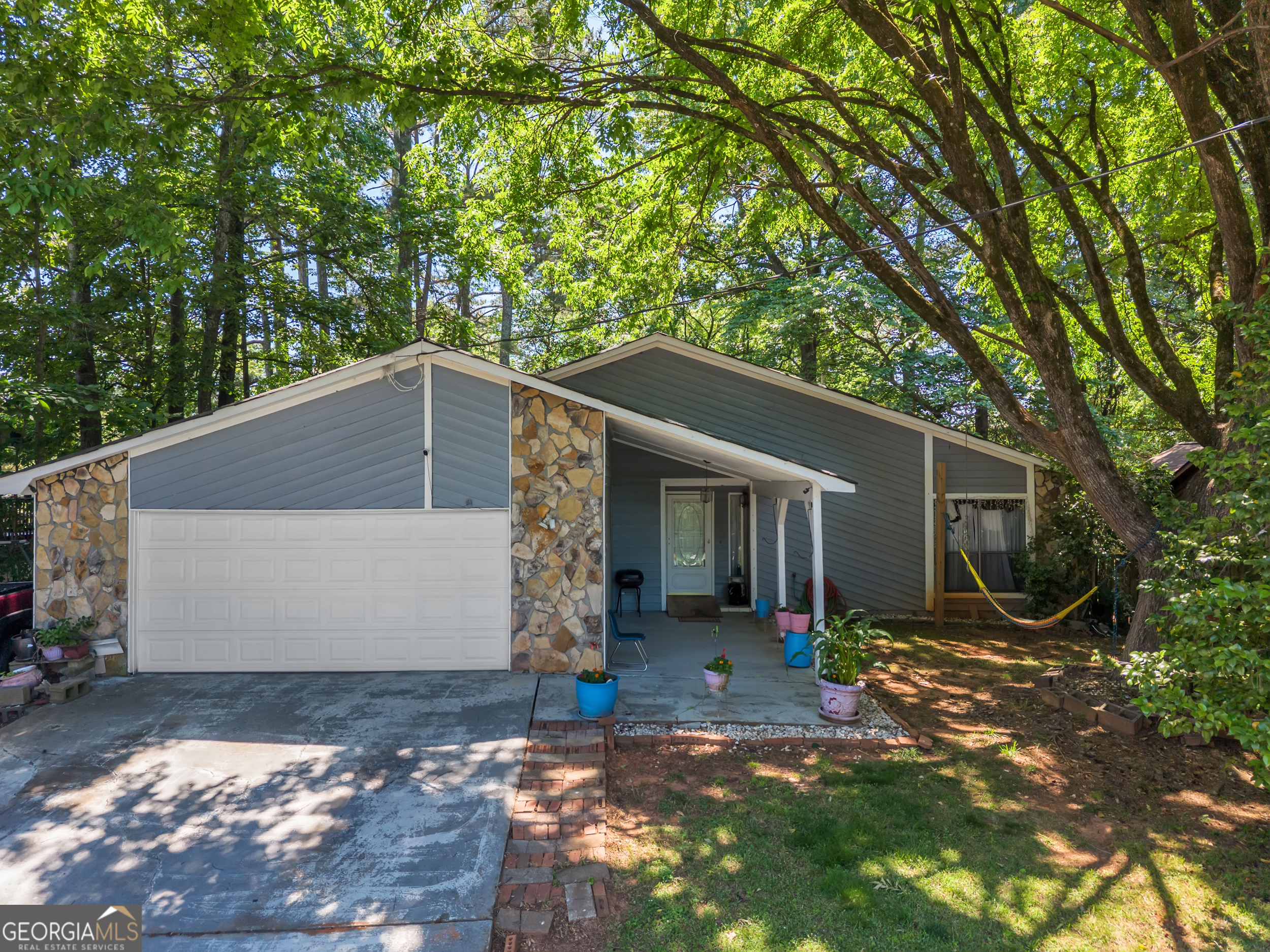 1462 Country Downs Drive Property Photo 1