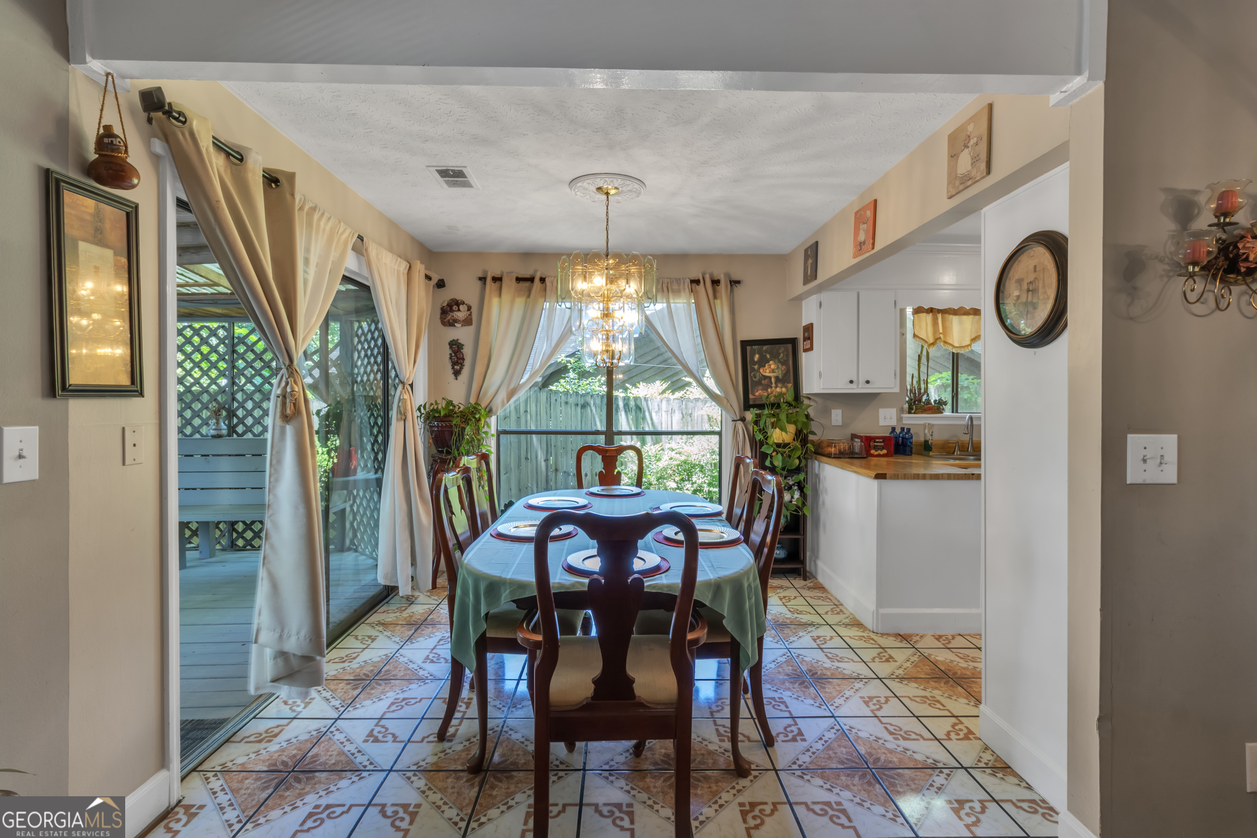 1462 Country Downs Drive Property Photo 14
