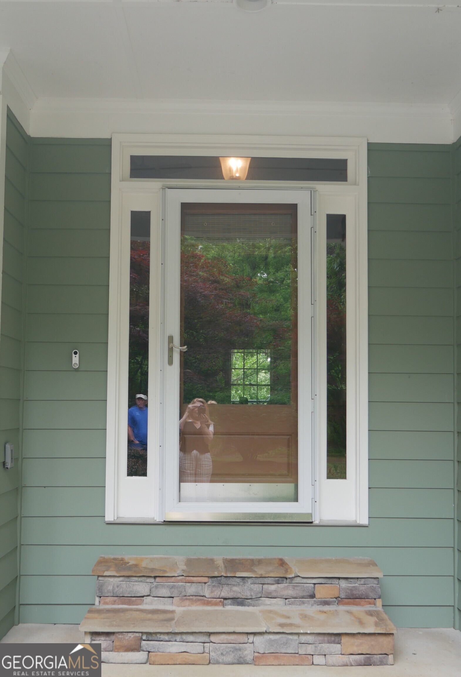 24 Lake Laurel Drive Property Photo 12