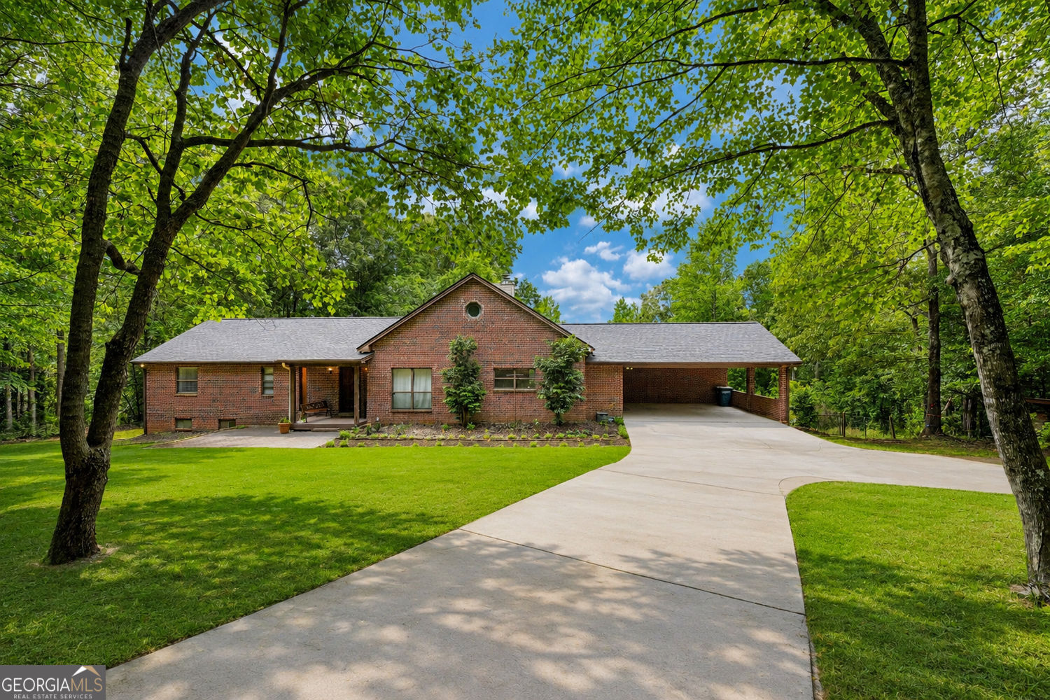 8137 Jenkins Road Property Photo 1