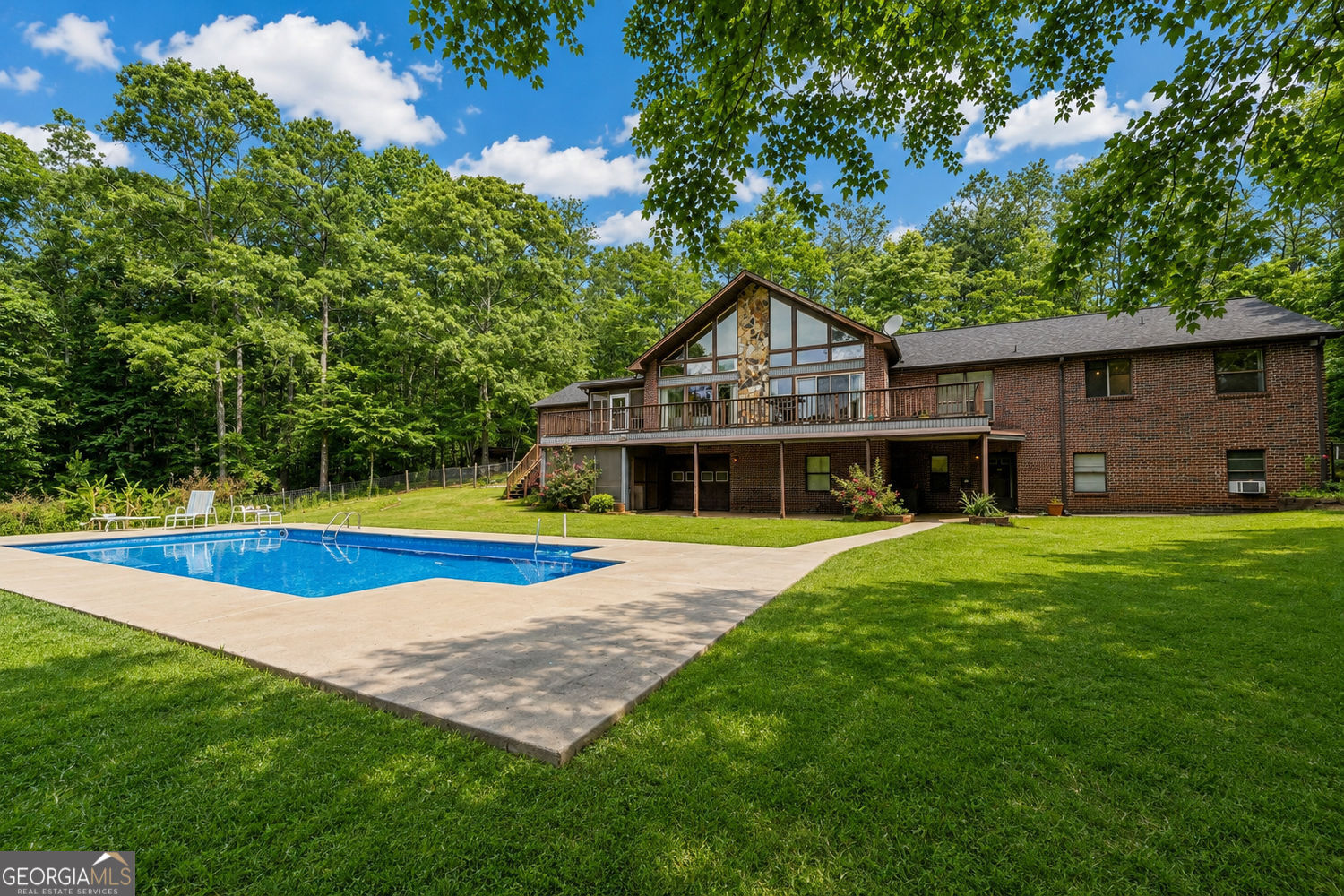 8137 Jenkins Road Property Photo 2