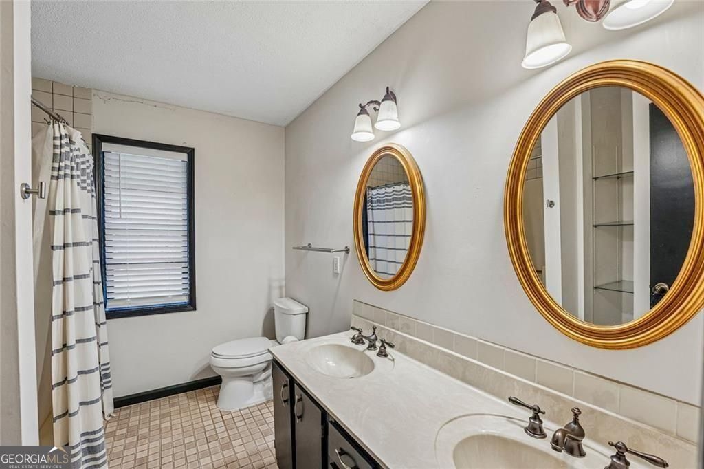 8137 Jenkins Road Property Photo 32