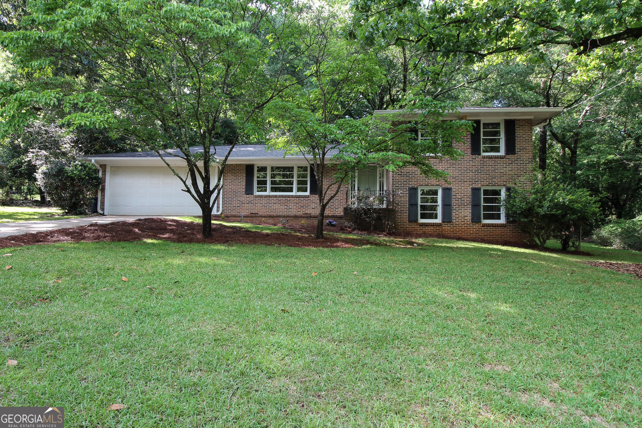 145 Pinecrest Terrace Property Photo 1