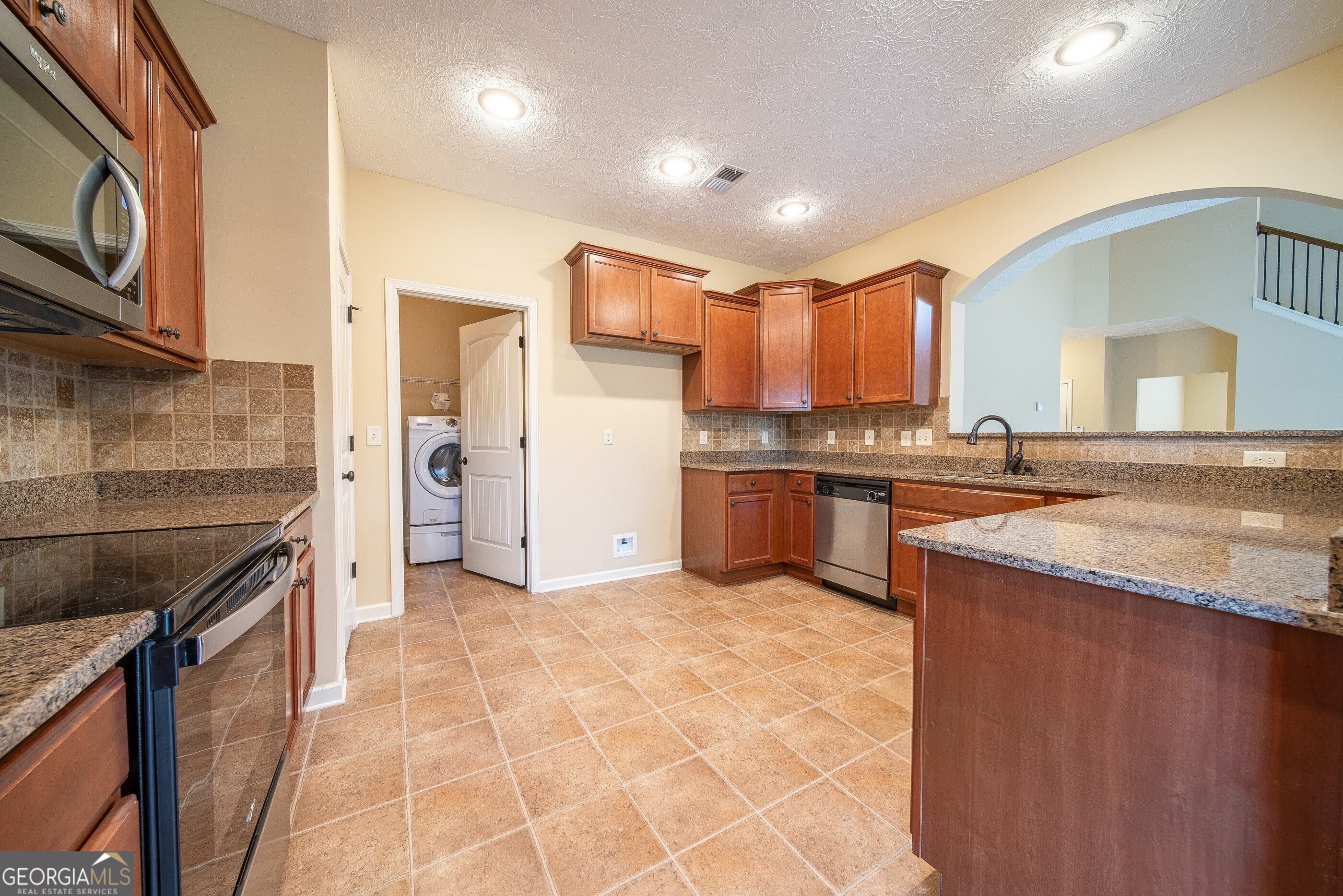 7377 Sorrel Court Property Photo 8