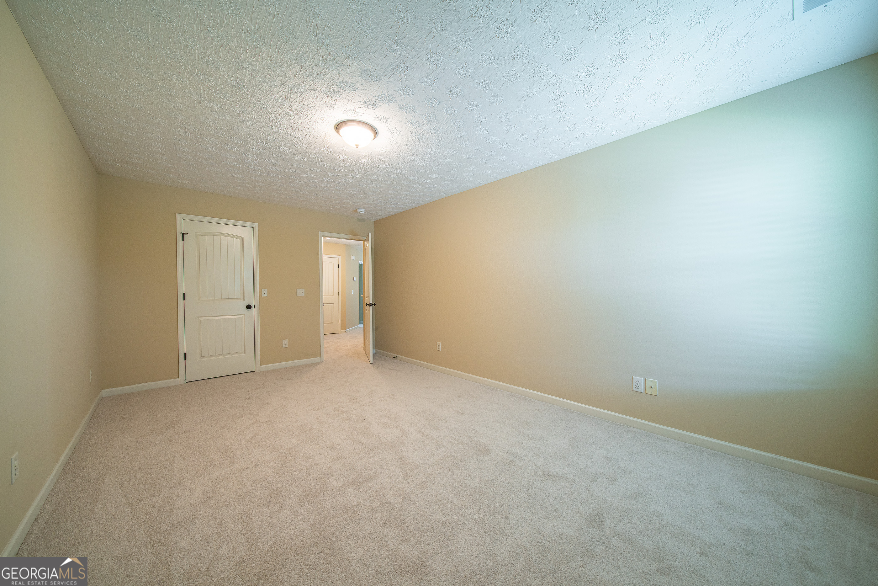 7377 Sorrel Court Property Photo 32