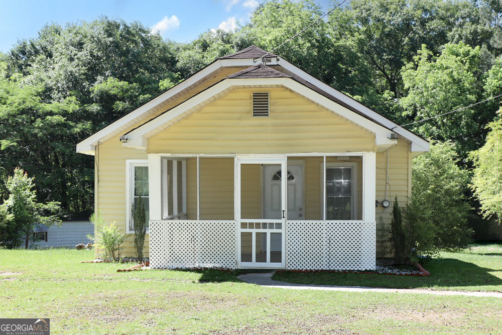 1186 E Tugalo Street Property Photo 2