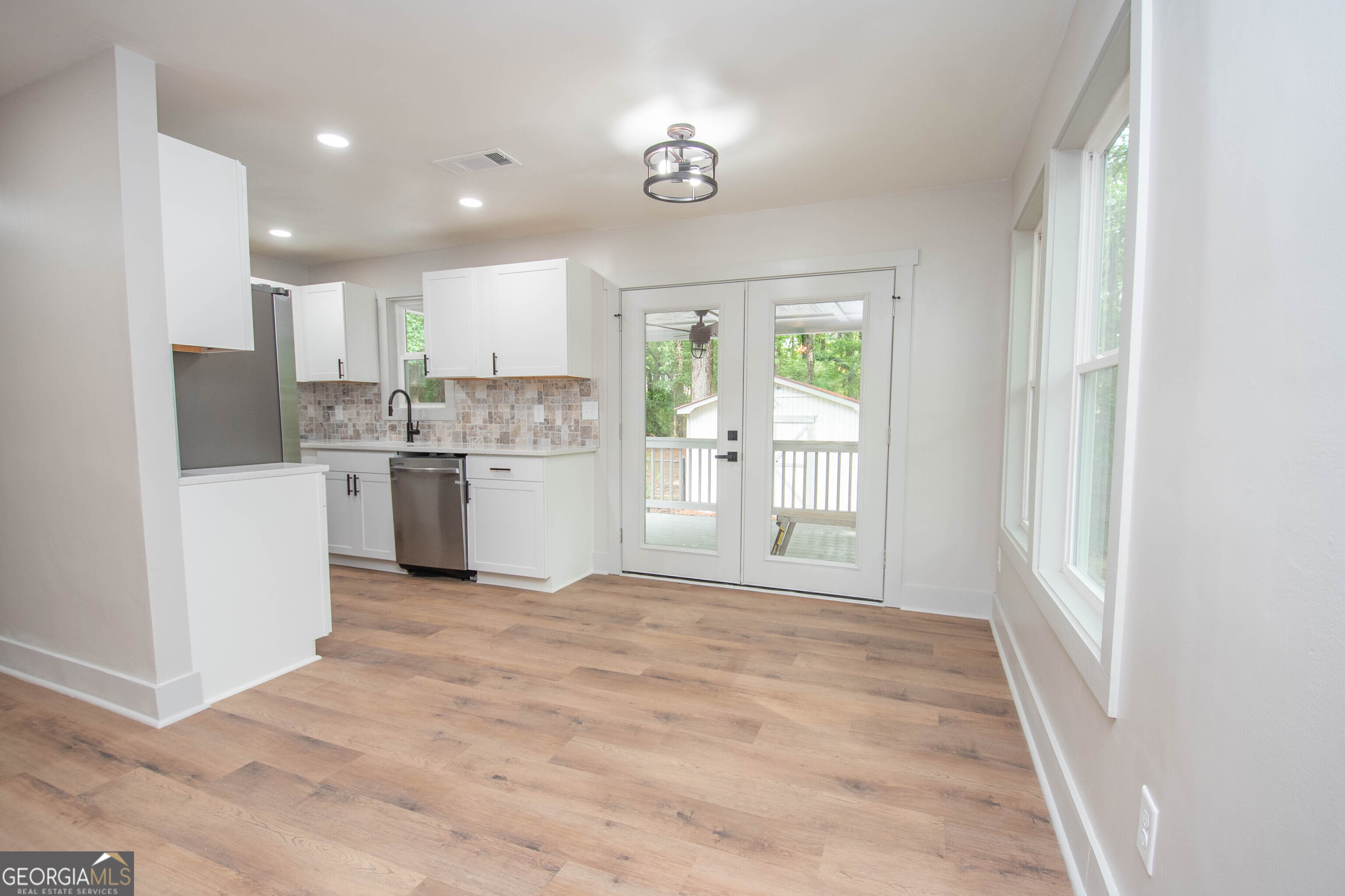 223 Donald Lamb Road Property Photo 11