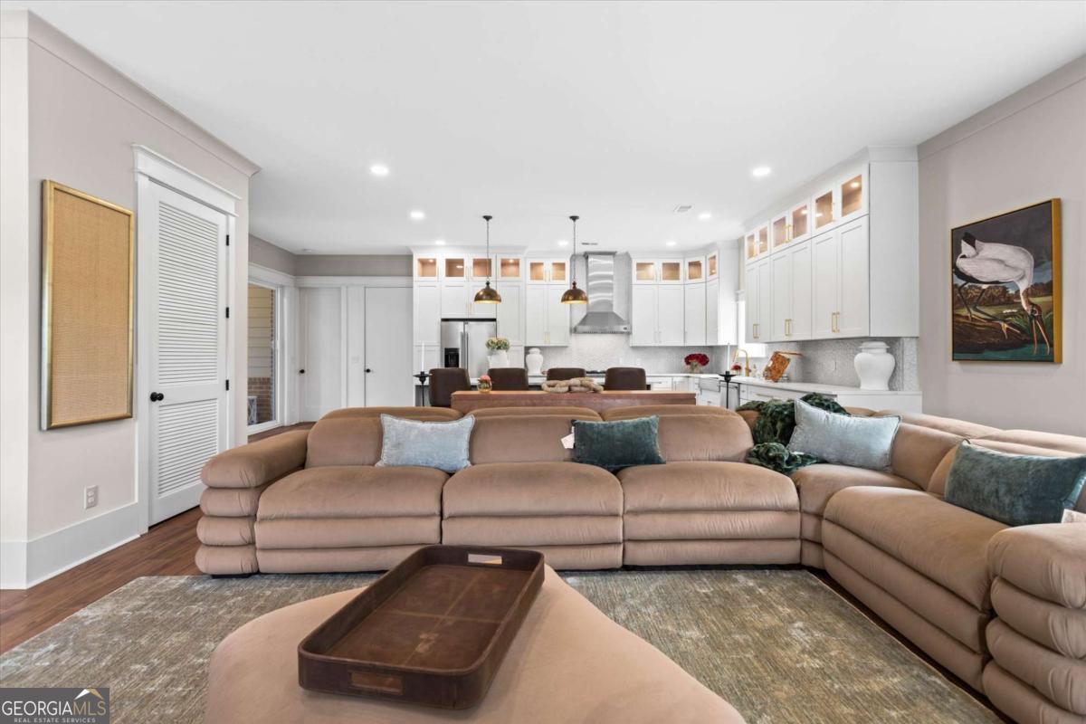 6852 Silver Maple Drive Property Photo 18