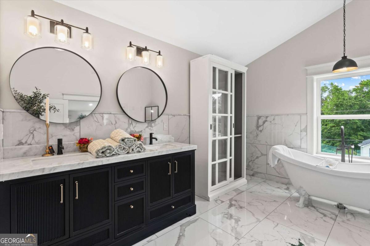 6852 Silver Maple Drive Property Photo 37