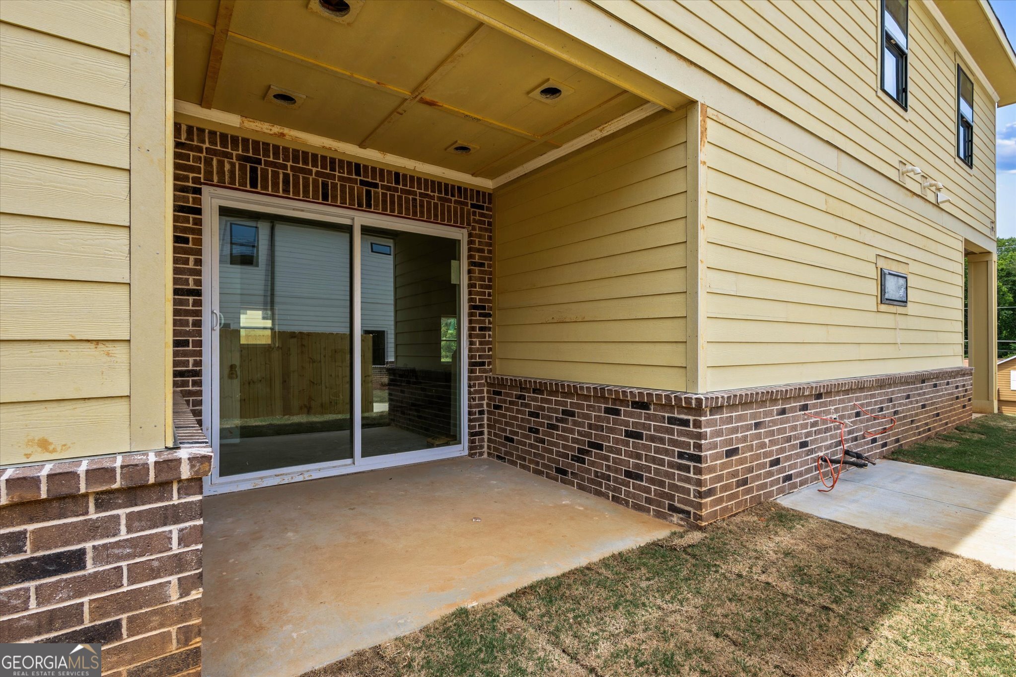 6848 Silver Maple Drive Property Photo 3