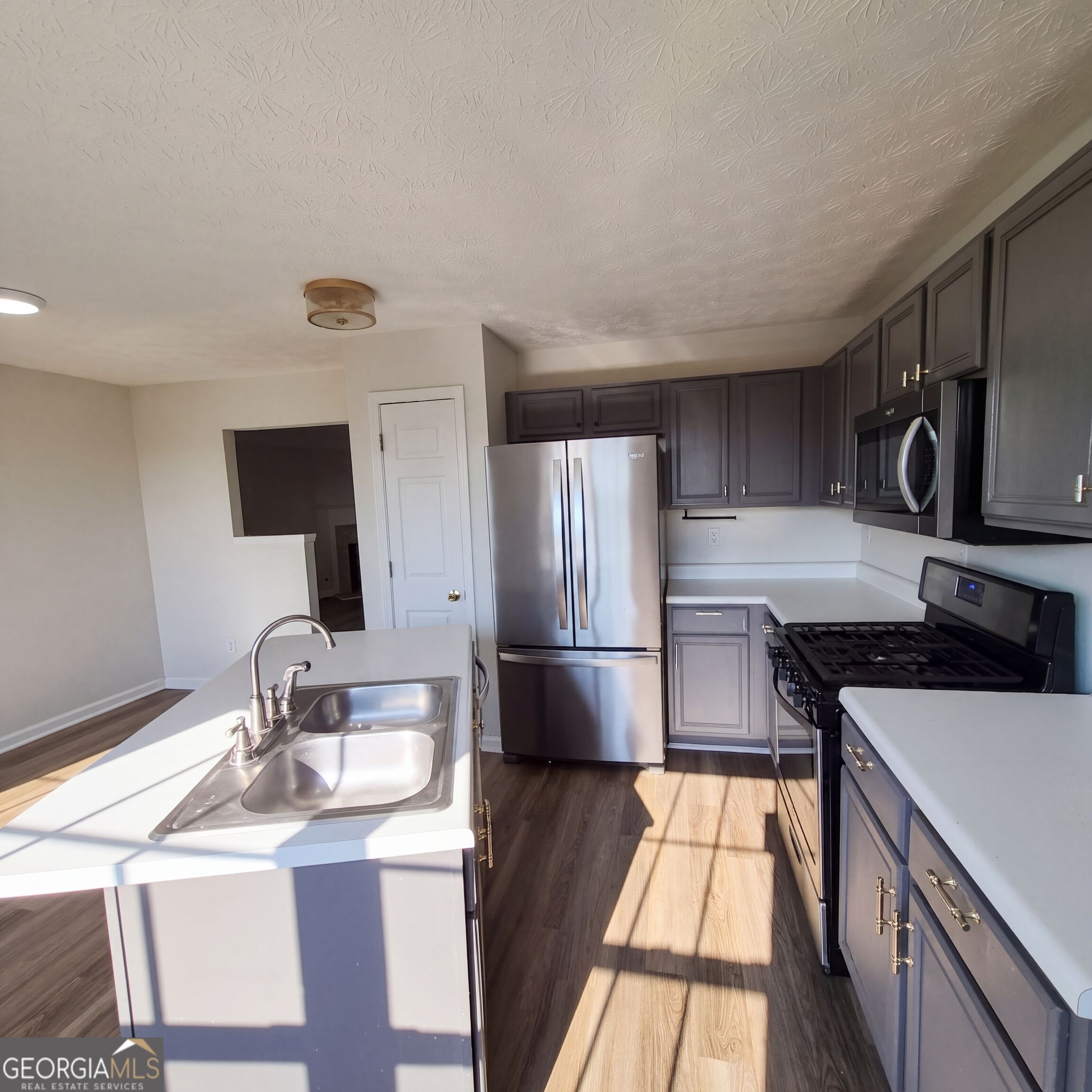 1783 Barrington Overlook Property Photo 12