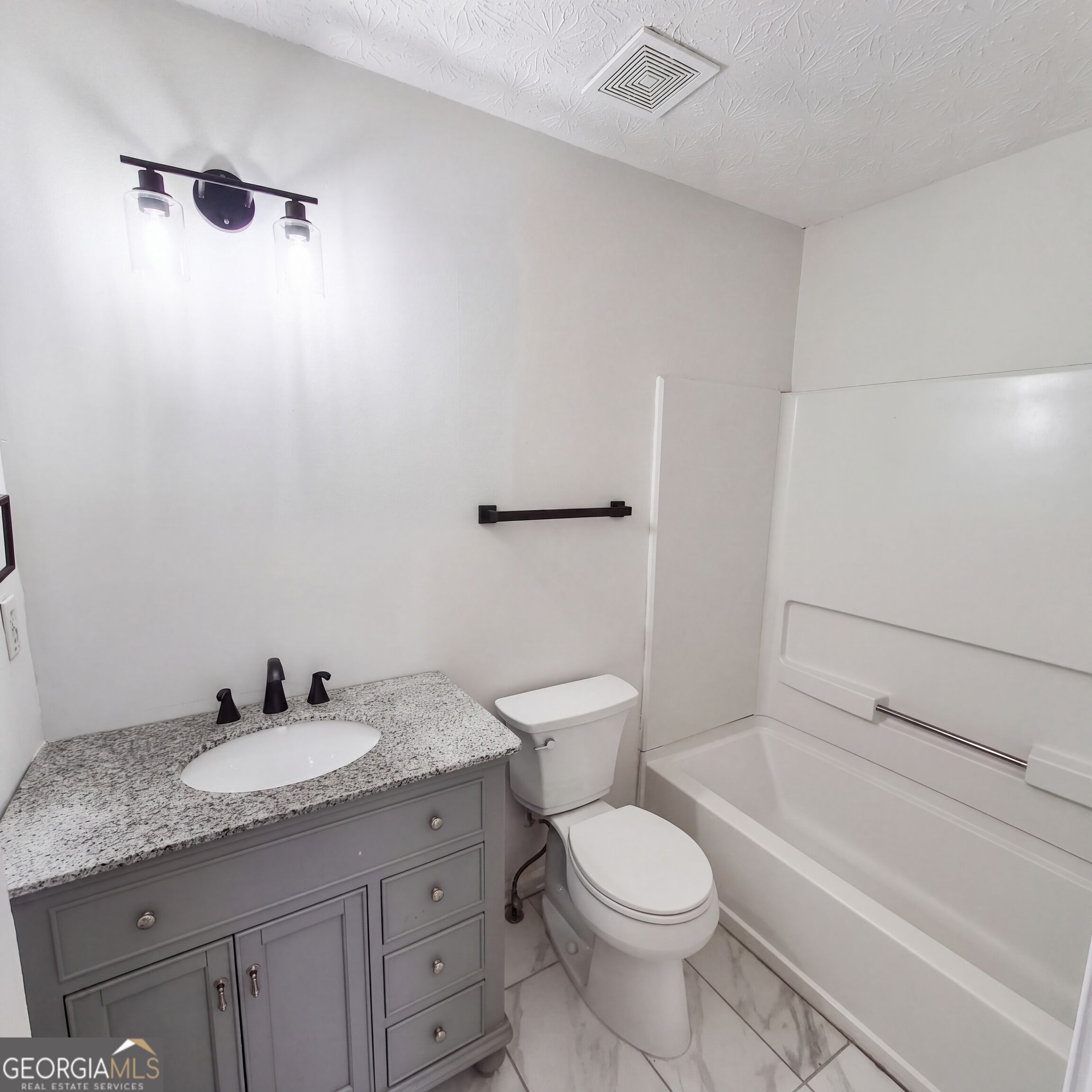 1783 Barrington Overlook Property Photo 16