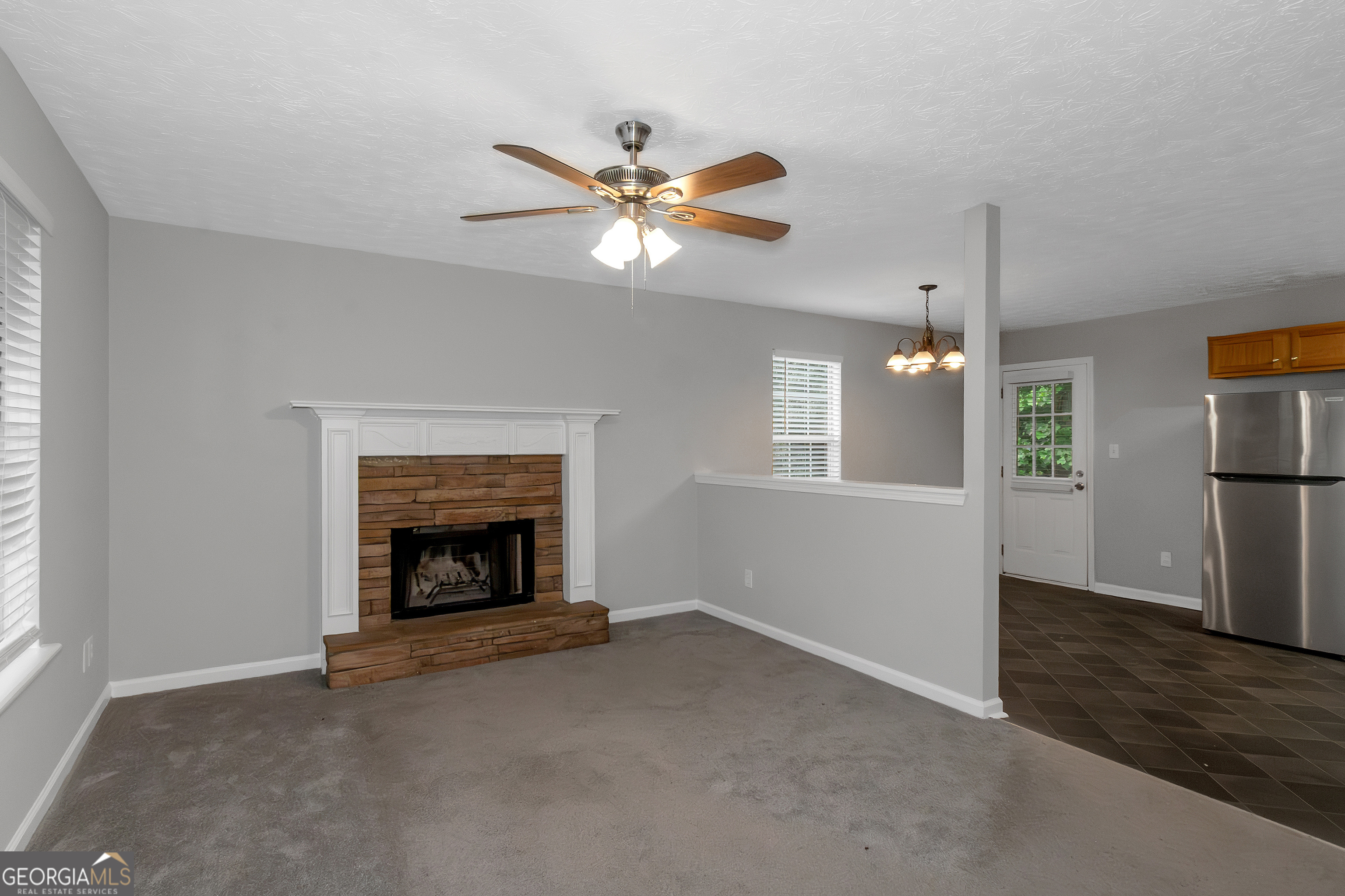 564 Rustin Drive Property Photo 6
